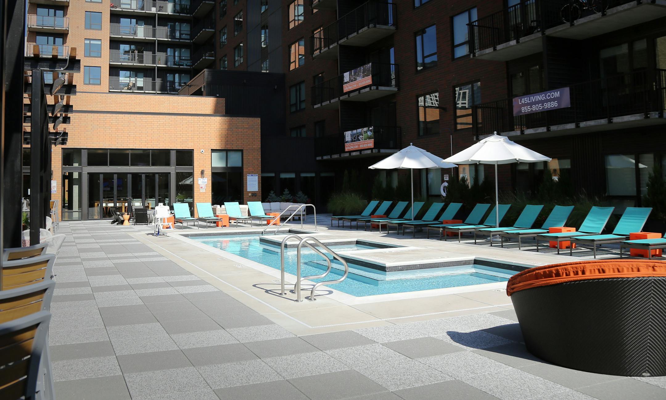 Latitude 45 apartments amenity deck pool. ] Minneapolis, August 17, 2016. Matt Gillmer / matt.gillmer@startribune.com