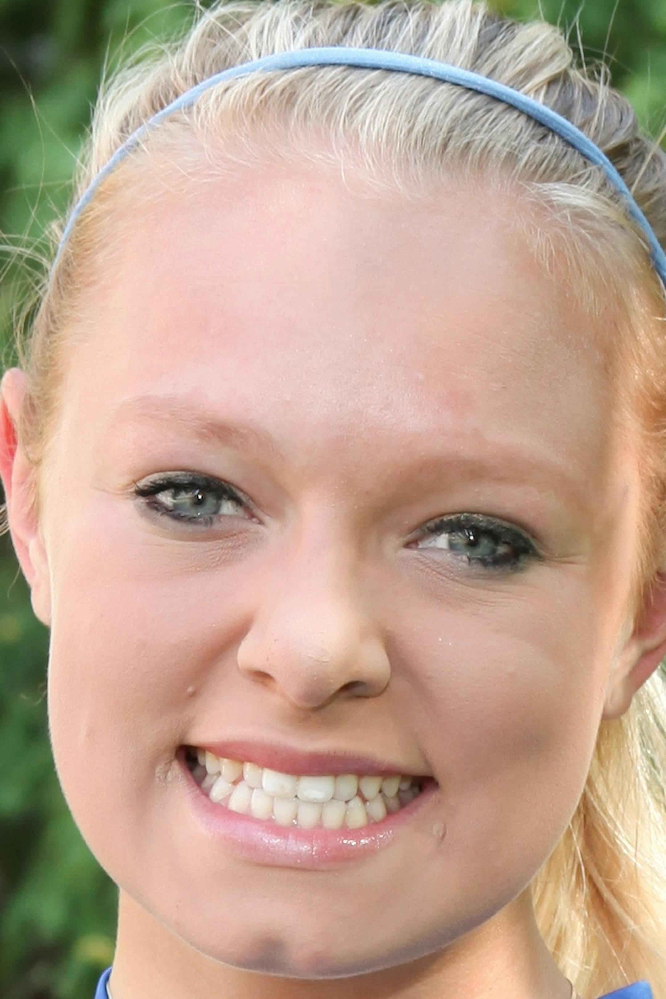 Hailey Bork, Blake Alpine skiing, sr., 2013-14