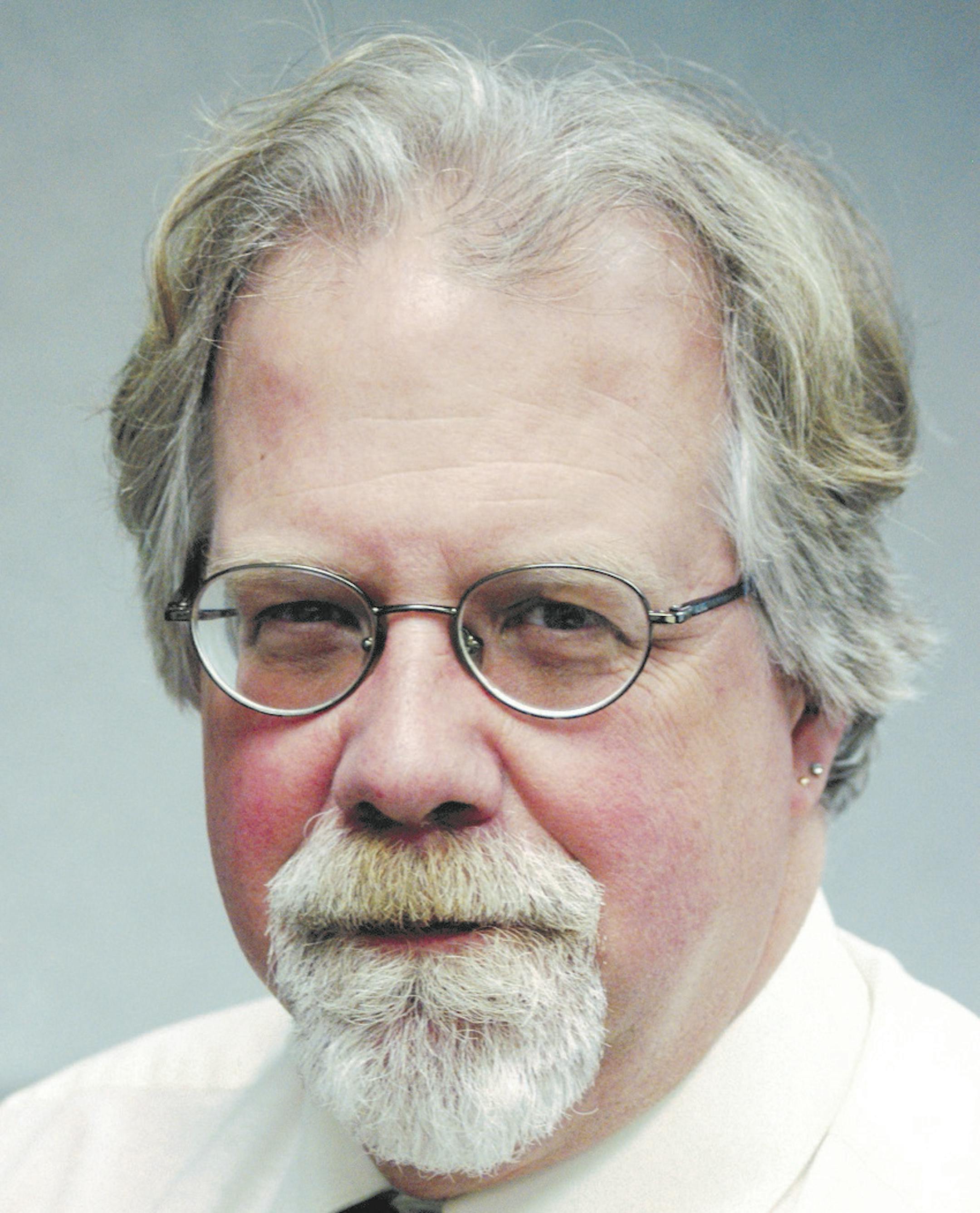 Harvey Rockwood credit the Bloomington Sun Current for the photo