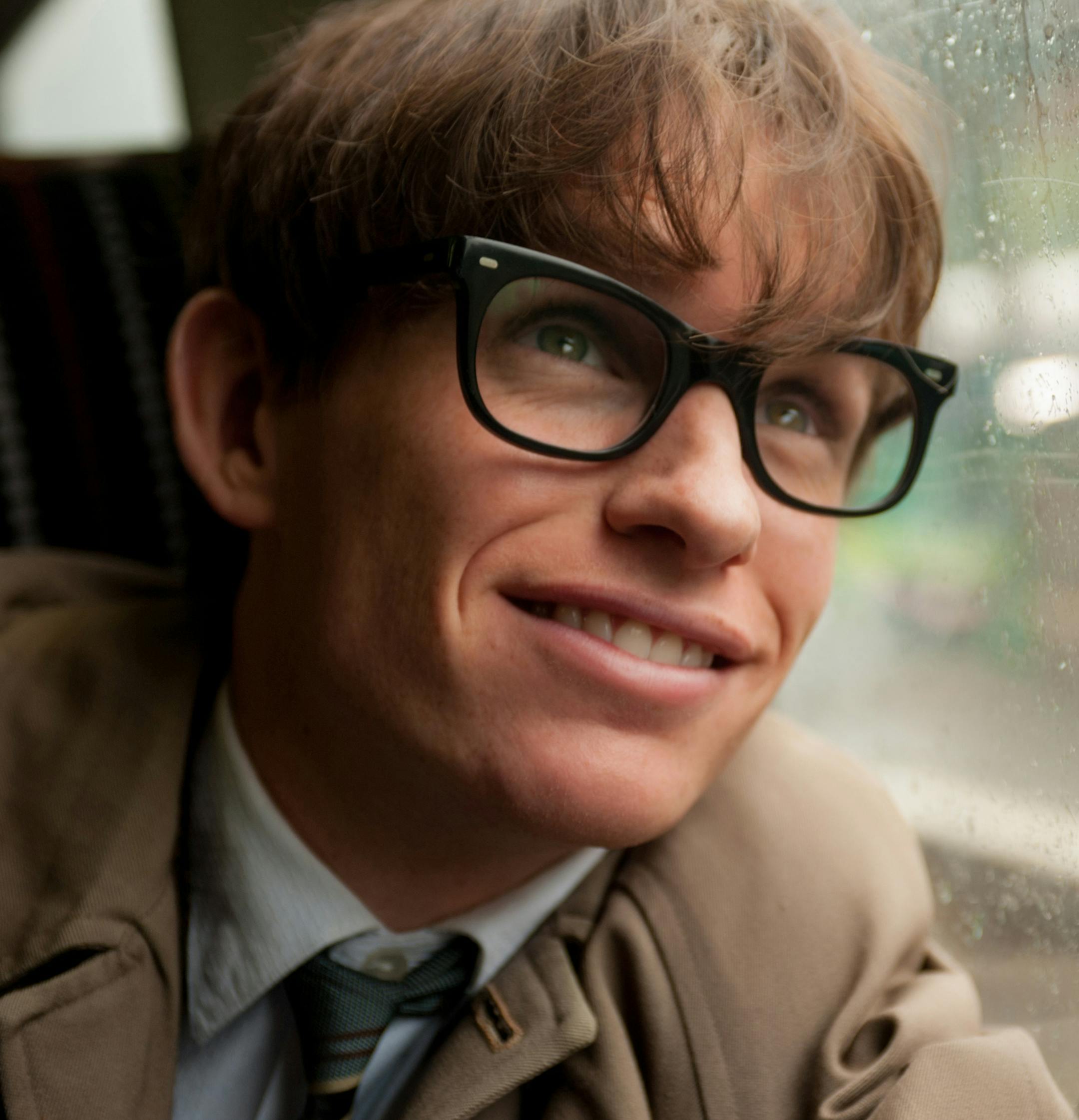 TTOE_D19_ 06191 Eddie Redmayne stars as Stephen Hawking in Academy Award winner James Marsh‚Äôs THE THEORY OF EVERYTHING, a Focus Features release. Photo Credit: Liam Daniel / Focus Features