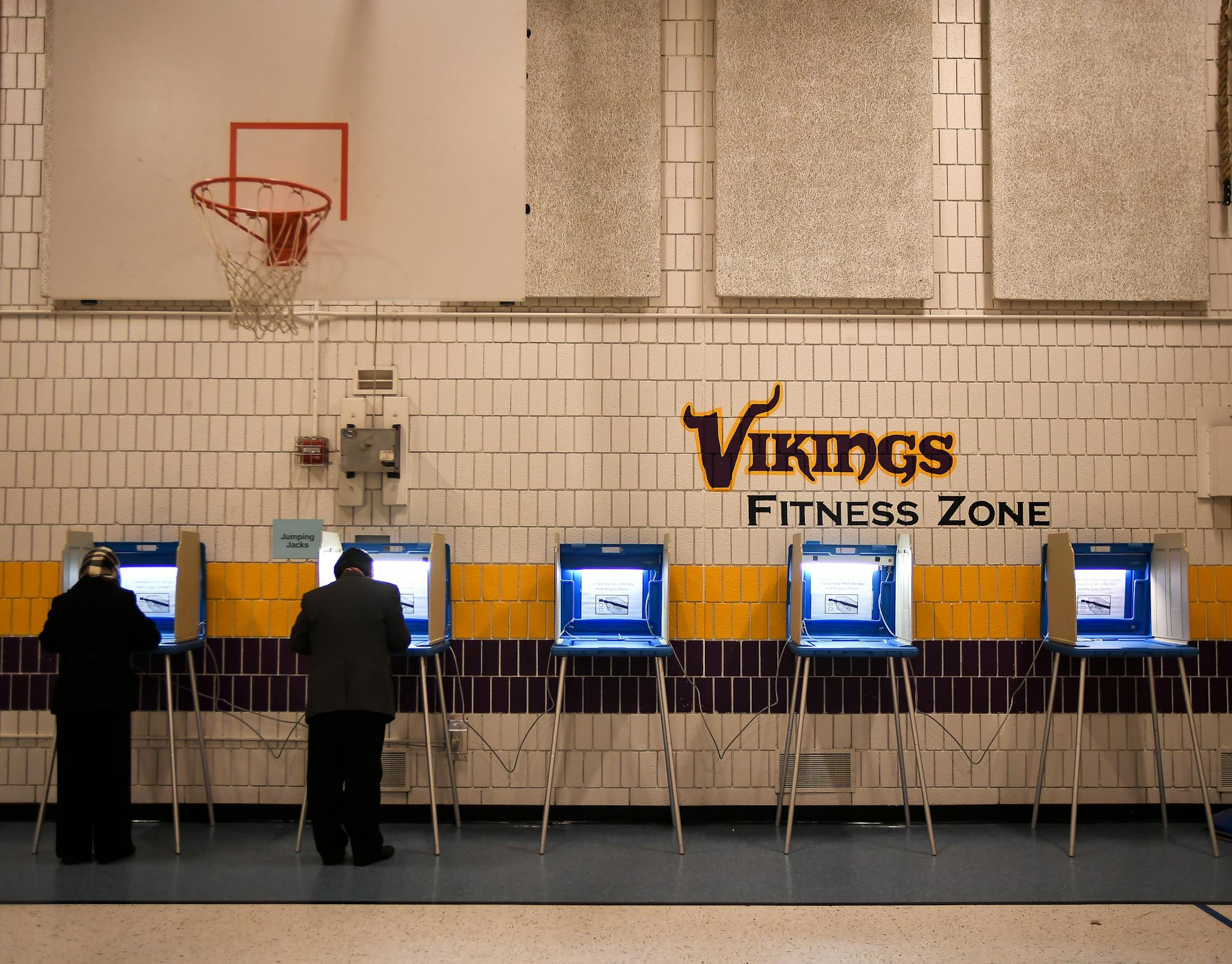 Voters filled out their ballots in the gym of Maxfield Elementary School in St. Paul's ward one. ] AARON LAVINSKY ï aaron.lavinsky@startribune.com St. Paul voting coverage photographed Tuesday, Nov. 7, 2017 in St. Paul, Minn.