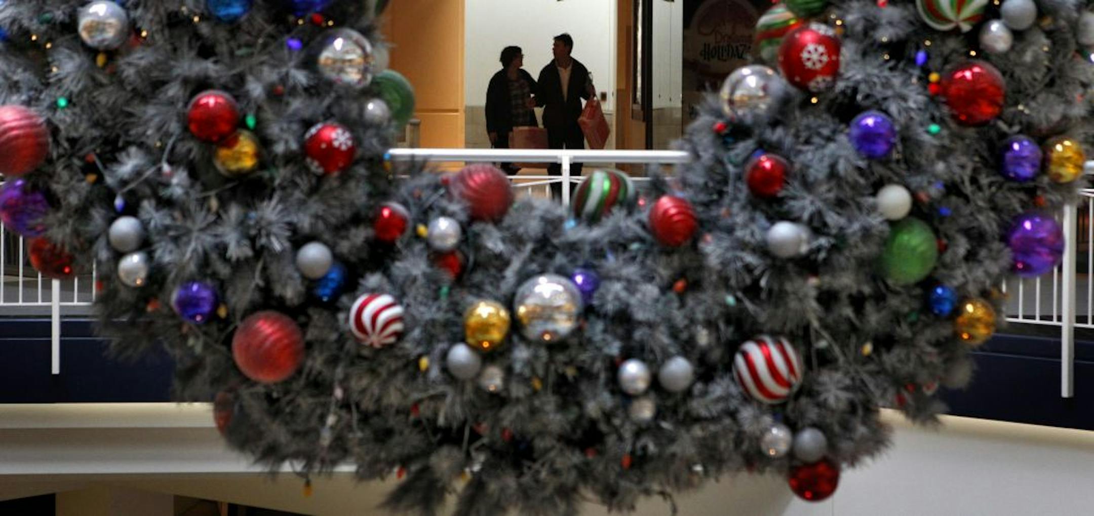 Shoppers looking to make the most of Black Friday at the Mall of America can push through the doors at midnight this year: No waiting until sunrise.