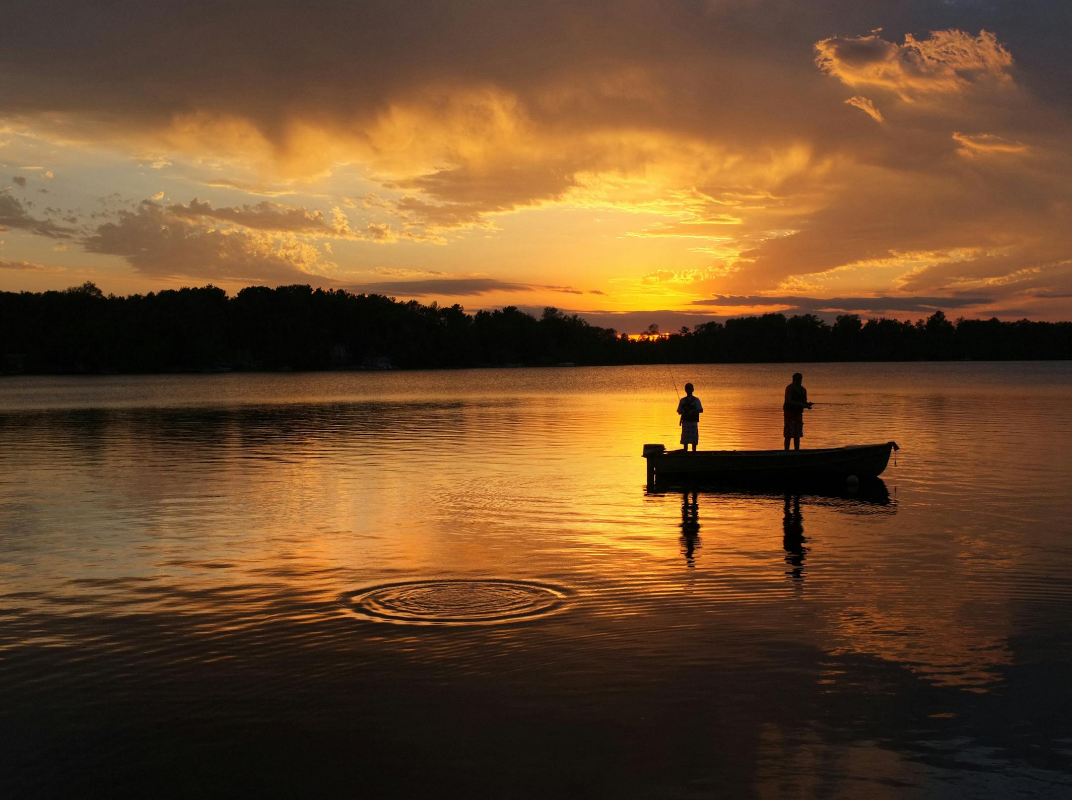 For business story on Lakefront Property. ] Cabin, Cottage, Lakes, Minnesota, Fishing, boating. (THESE PICS ARE NOT FOR RE-SALE.) BRIAN PETERSON • brianp@startribune.com Canyon, MN - 05/17/2013