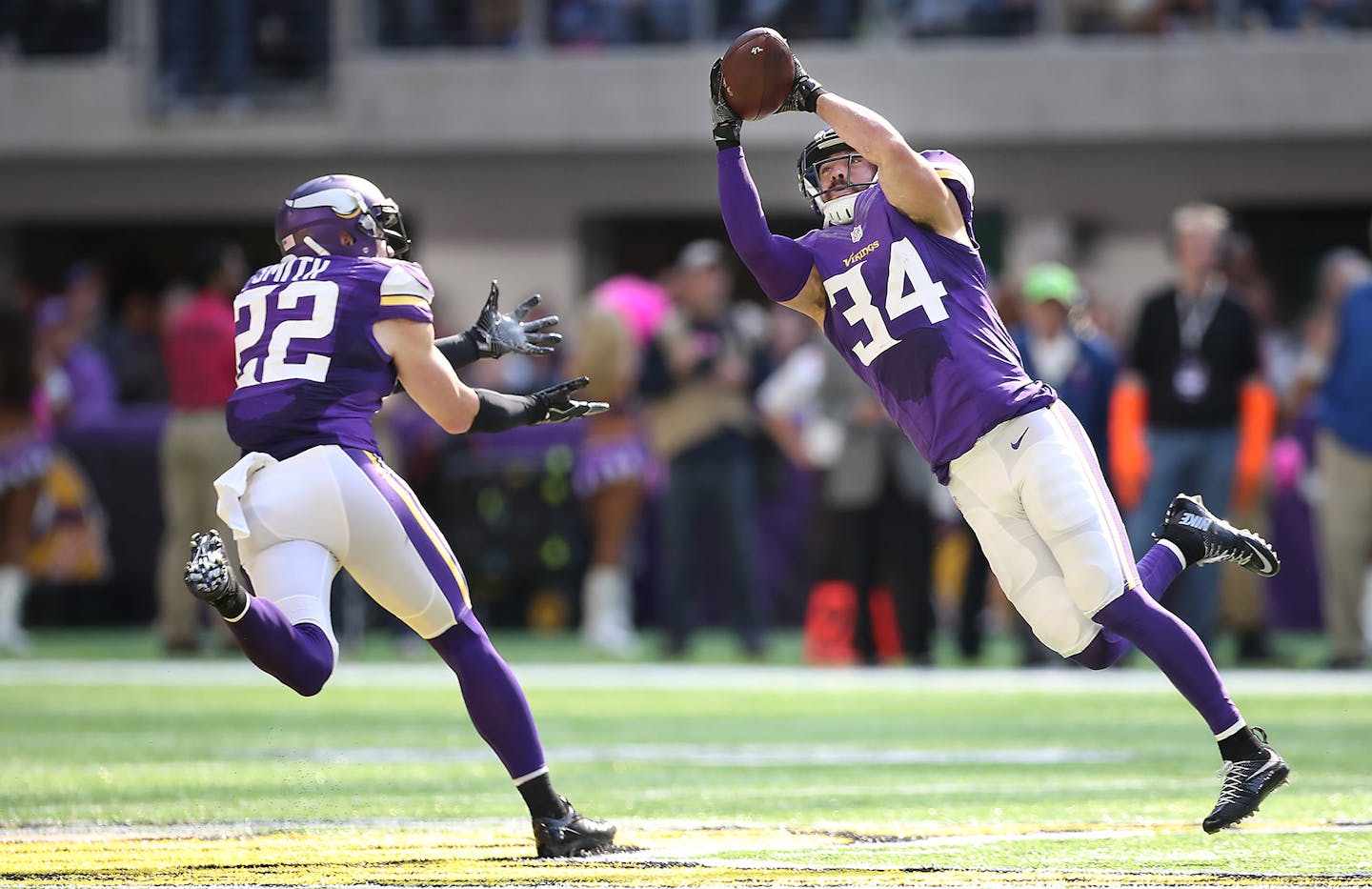 Vikings safety Andrew Sendejo is striving to be in the right place, and he was on an interception against Houston at U.S. Bank Stadium.