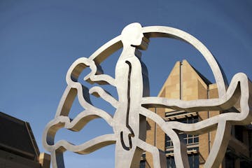 Medtronic's operational headquarters in Fridley. (Glen Stubbe/ Star Tribune)