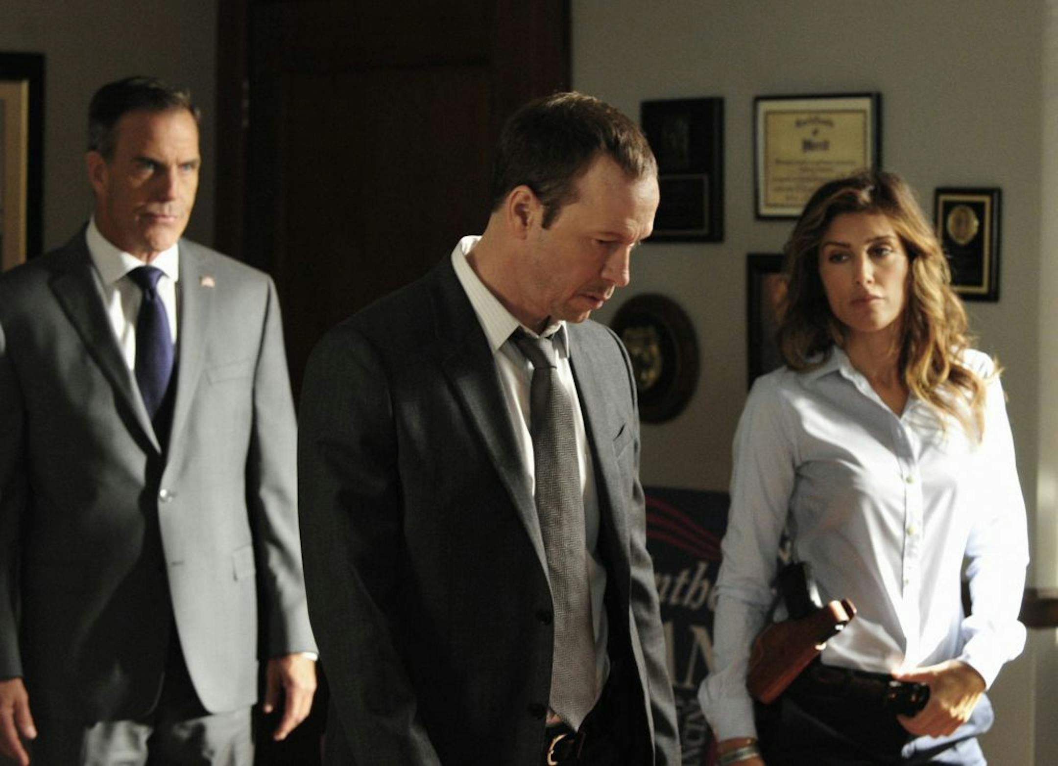 Donnie Wahlberg and Jennifer Esposito on "Blue Bloods."