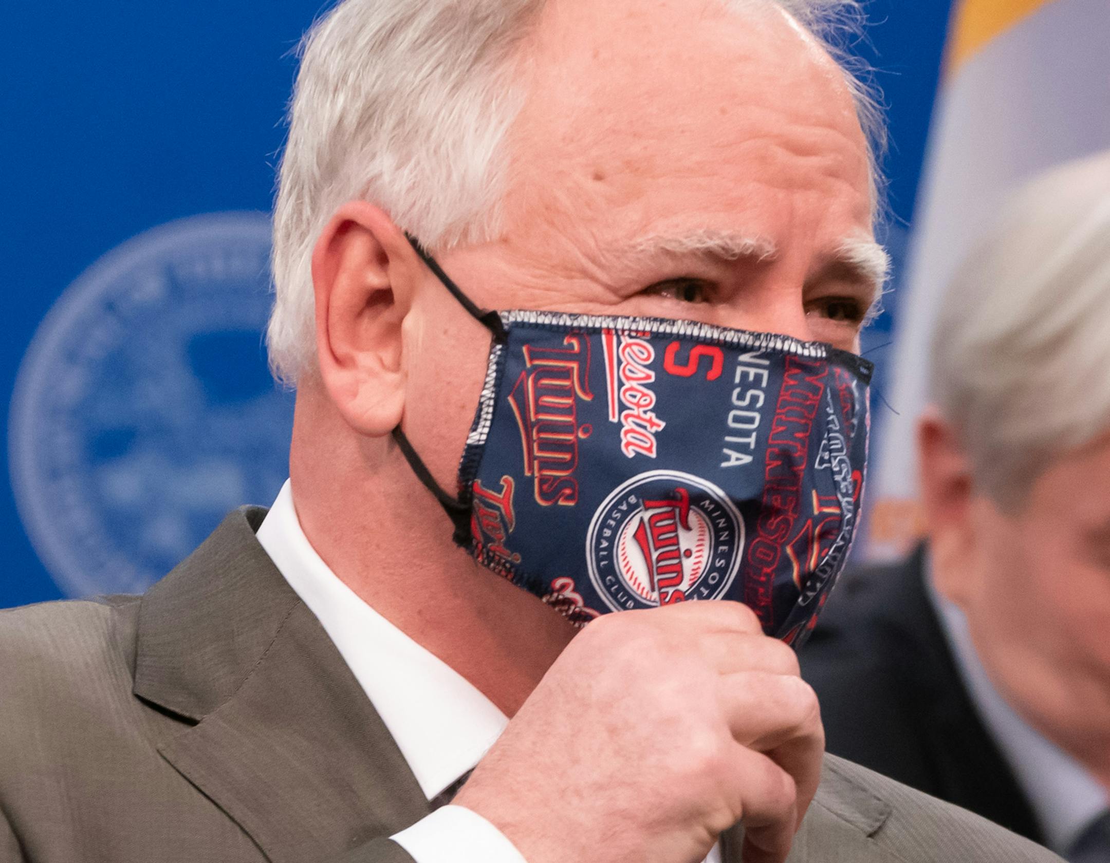 Minnesota Governor Tim Walz wore a mask in and out of the press conference. The group practiced social distancing inside the press conference room. Governor Tim Walz and leaders from Mayo Clinic, the University of Minnesota, and other Minnesota health system leaders announced advances for COVID-19 testing in Minnesota. ] GLEN STUBBE • glen.stubbe@startribune.com Wednesday, April 22, 2020 THIS IS A POOL PHOTO, NO RESTRICTIONS
Governor Tim Walz was joined by the Mayo Clinic, the University