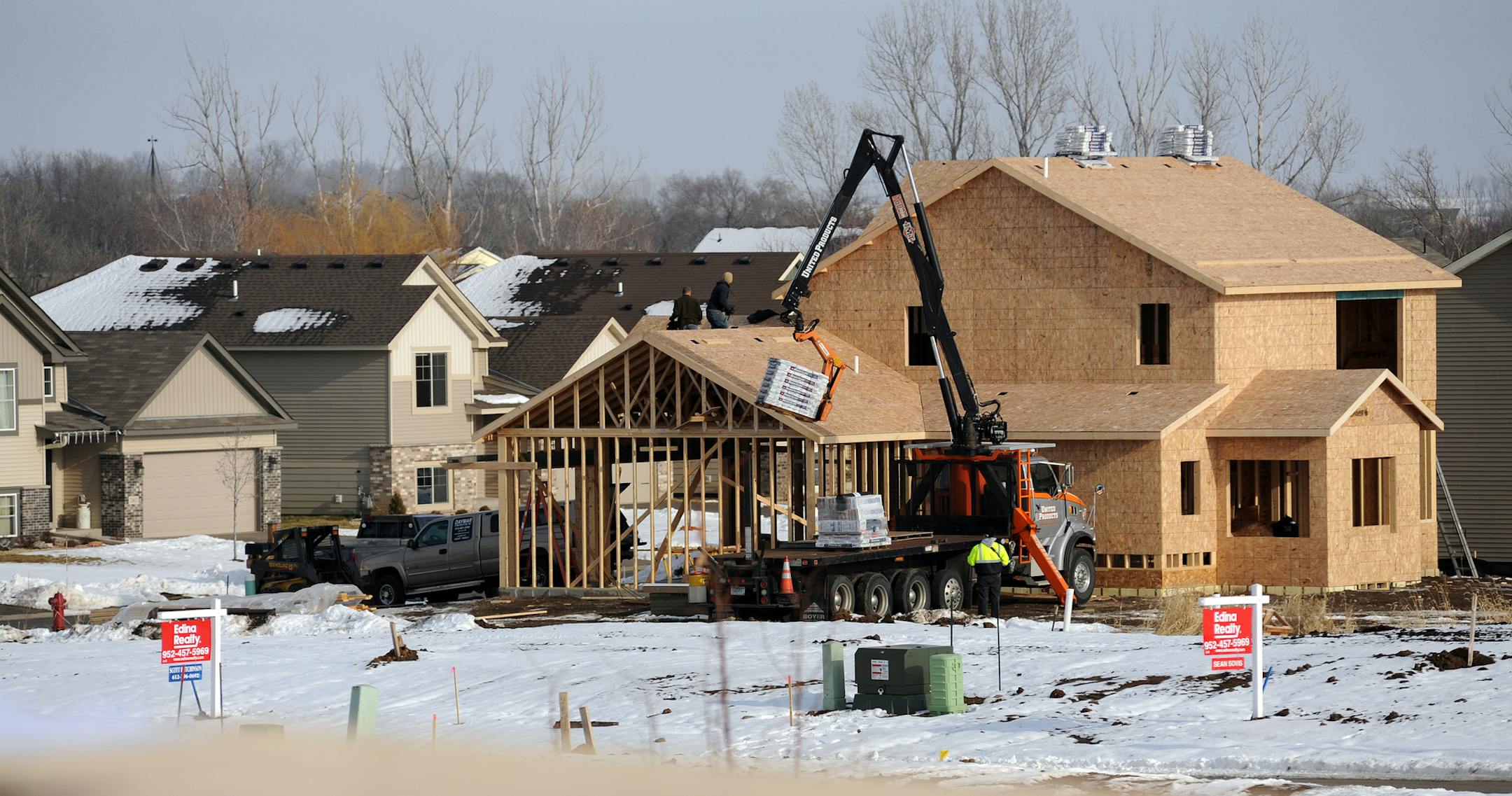 Townhouses, which played a big role in the pre-recession suburban housing boom, have been largely left on the sidelines in the recent recovery. Buyers are gravitating to single-family homes that are now more affordable or opting for apartments. Some cities are replatting undeveloped townhouse sites for single-family houses. The single-family homes in the center of this development, are being built by Keyland Homes on lots where townhouses were planned. The lots were re-platted because there is v
