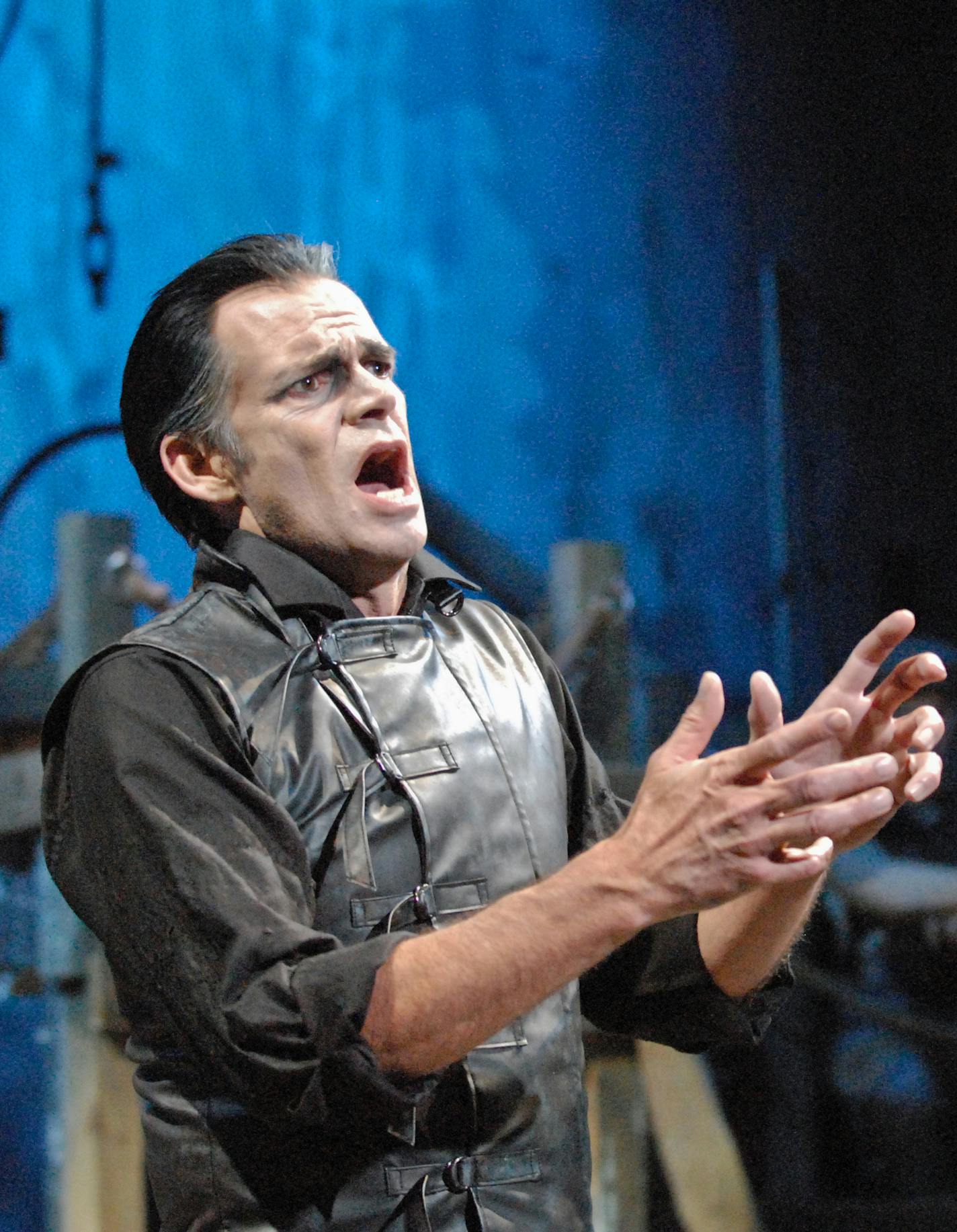 Mark Benninghofen as Sweeney Todd and Matthew Rubbelke as Anthony Hope Theater Latt&#xc8; Da&#xed;s SWEENEY TODD. Directed by Peter Rothstein. Musical Direction by Denise Prosek. September 23 &#xf1; October 25, 2015. The Ritz Theater. Photo by George Byron Griffiths.