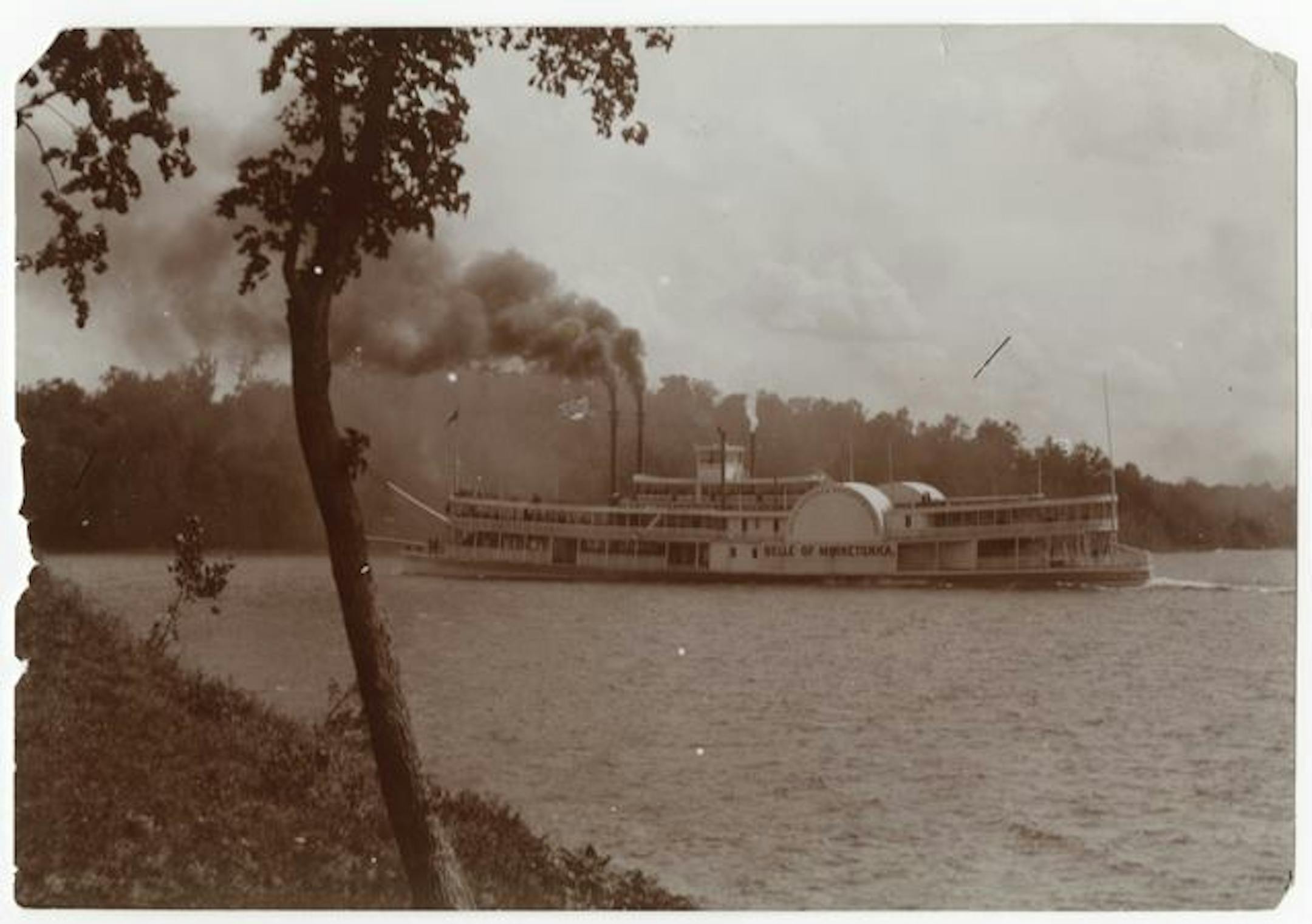 The Belle of Minnetonka near the Narrows Bridge on Lake Minnetonka, courtesy of Excelsior-Lake Minnetonka Historical Society collection ORG XMIT: TIYEDVl7Dtd4ukAL9mQ2