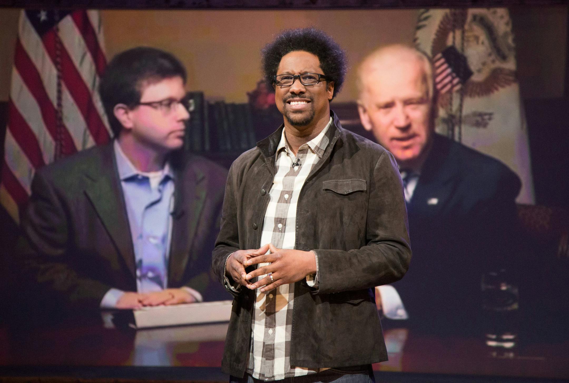 TOTALLY BIASED WITH W. KAMAU BELL: Show 19 (Airs February 21, 11:00 pm e/p) Pictured: W. Kamau Bell. CR: Greg Endries/FX Network