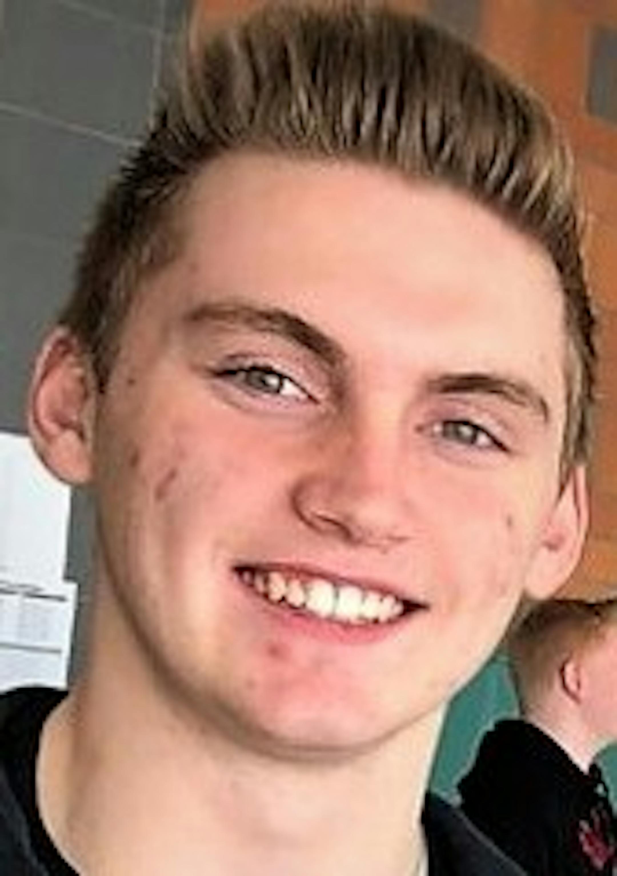 Spencer Schneider, Lakeville North hockey, jr., 2017-18