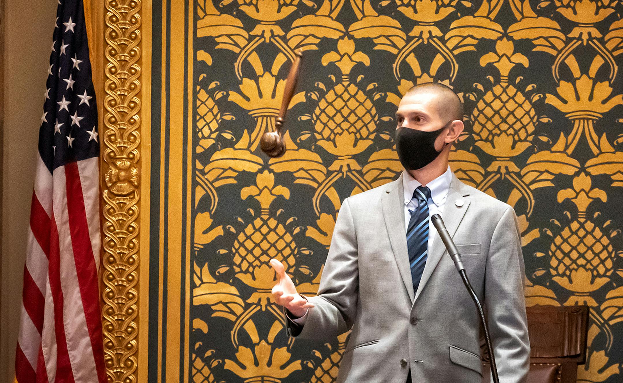 In his last few minutes as Senate President, Jeremy Miller, R-Winona couldn�t resist flipping the gavel in the air a few times before he was replaced. By a vote of 63-4, Iron Range DFL Sen. David Tomassoni has been approved to become the new president of the Minnesota Senate, which is controlled by Republicans. This is the first time a Minnesota Senate President is from the minority party.