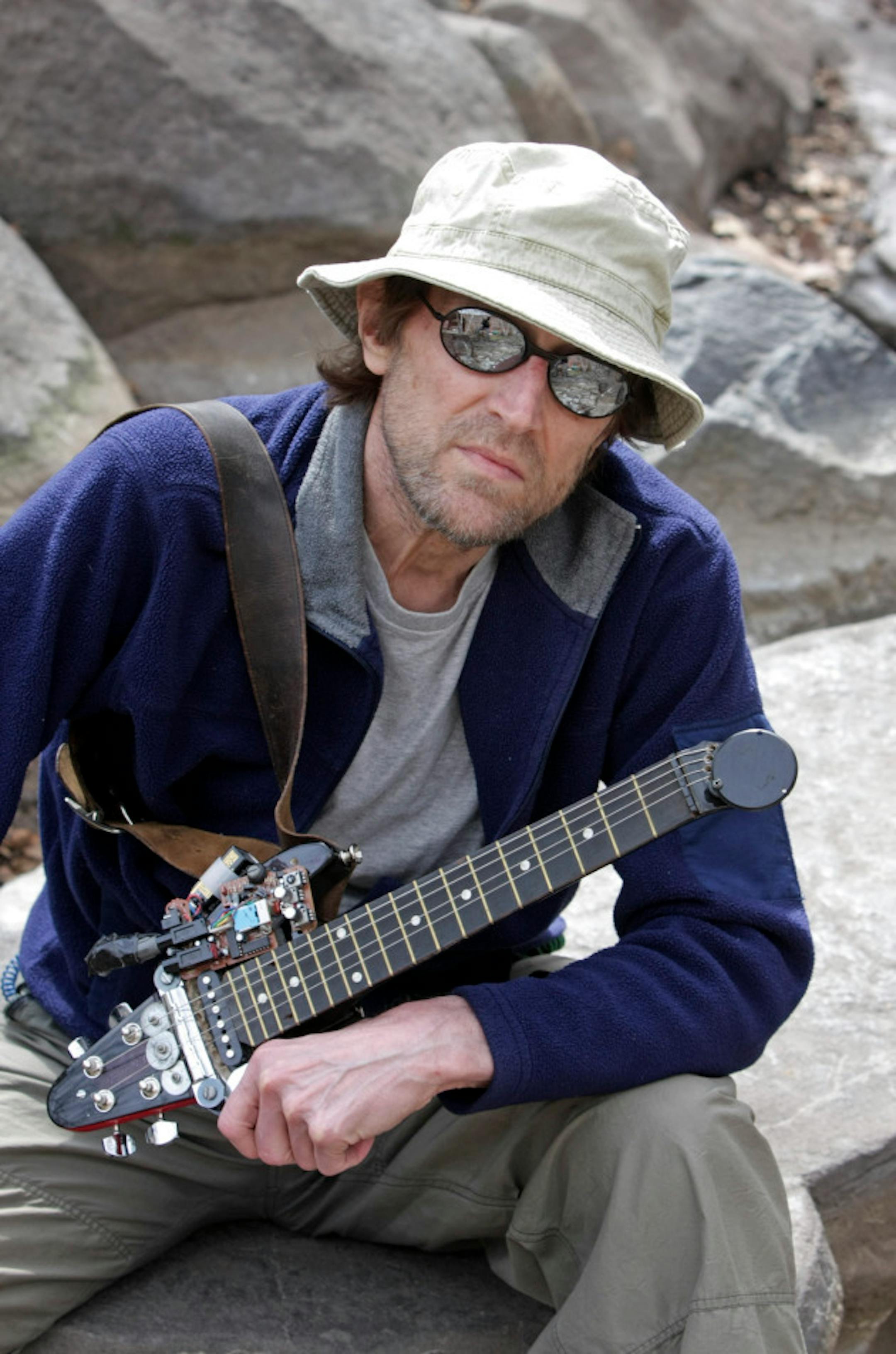 Michael Yonkers and his home-made guitar circa 2010.