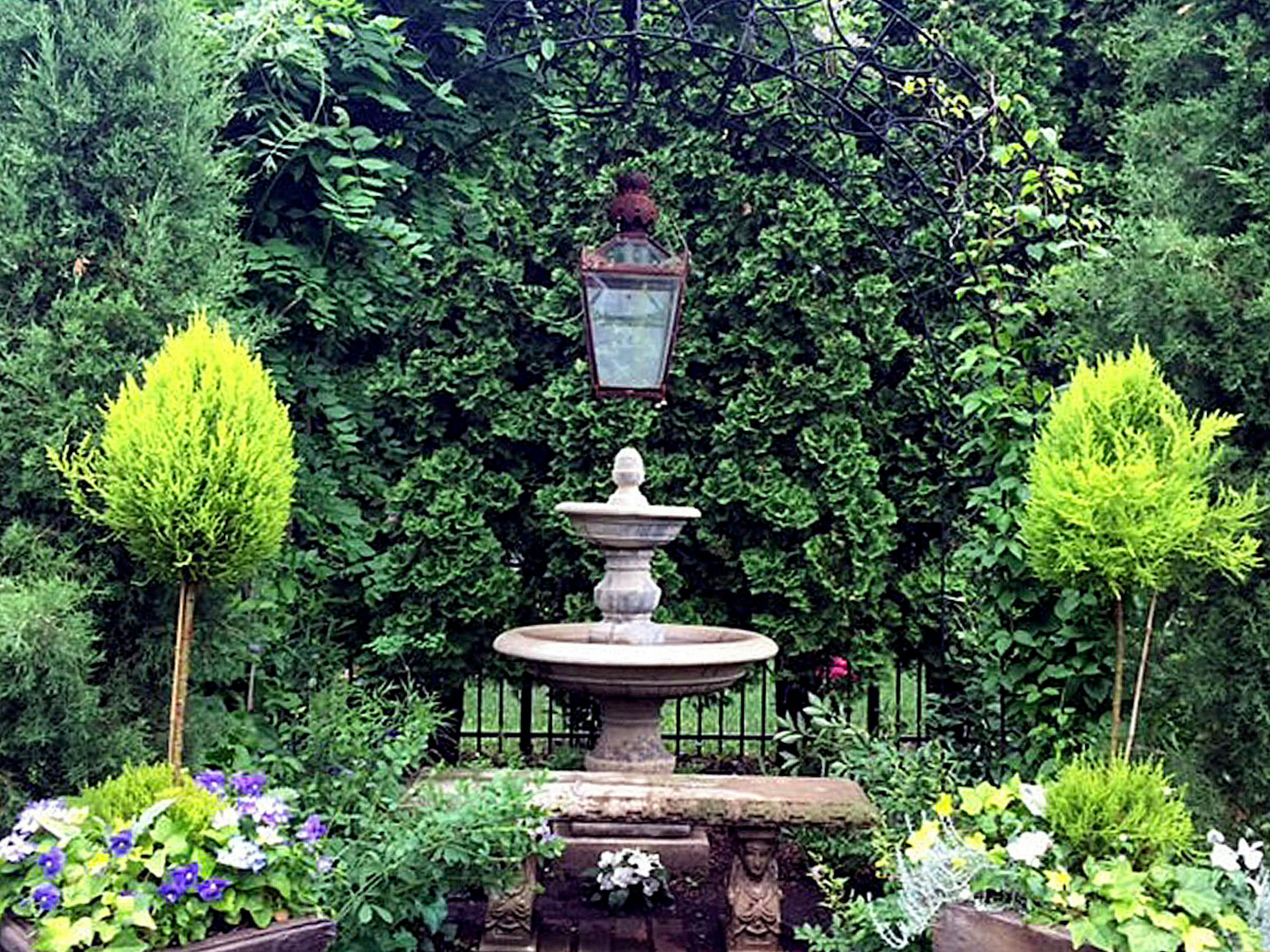 Shari Wilsey's garden has several garden rooms.