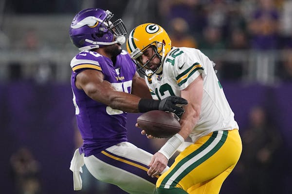 Souhan: Is Rodgers vs. Hunter a battle that's gone forever?