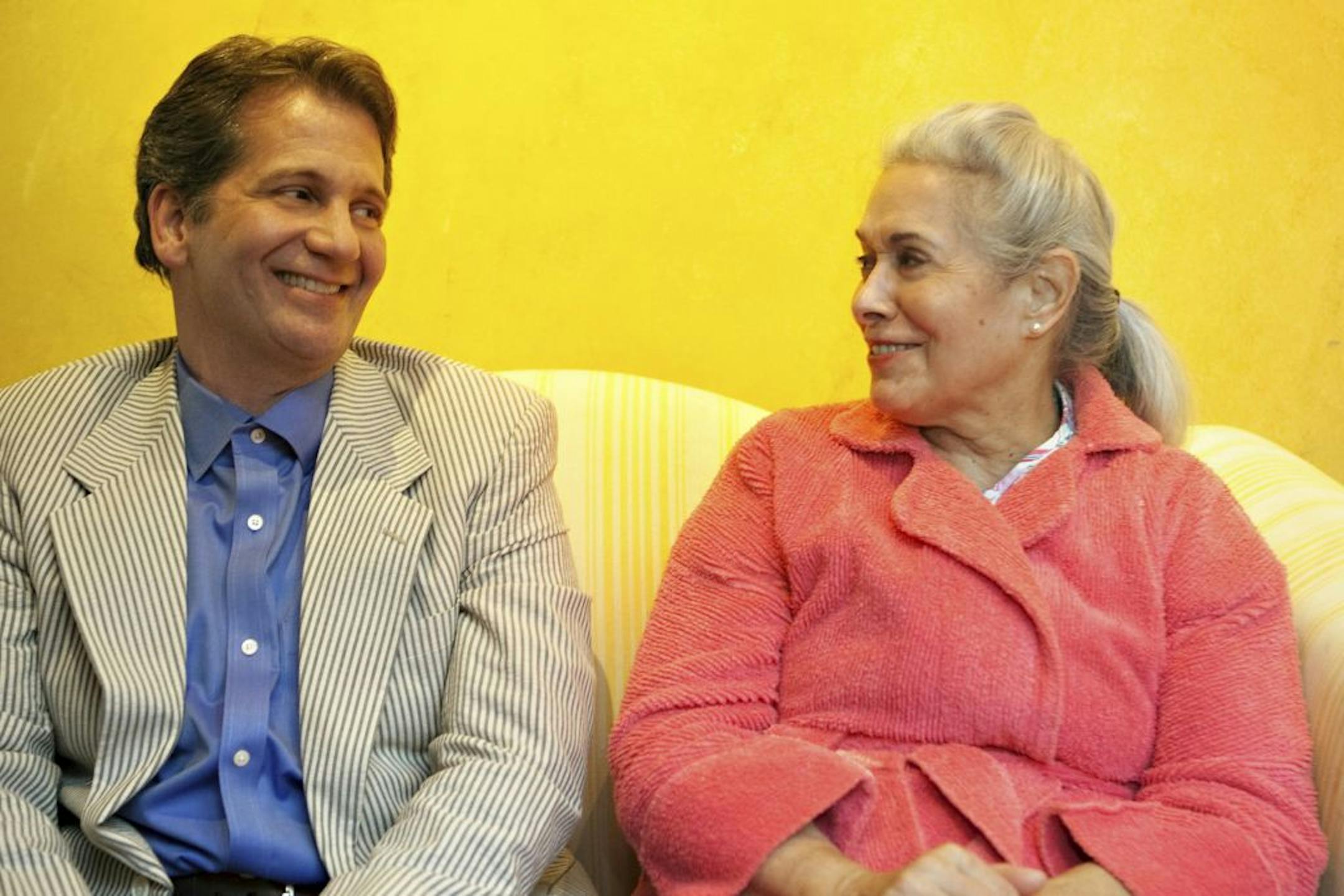 Michael Paul Levin and Melissa Hart in "What's the Word For"