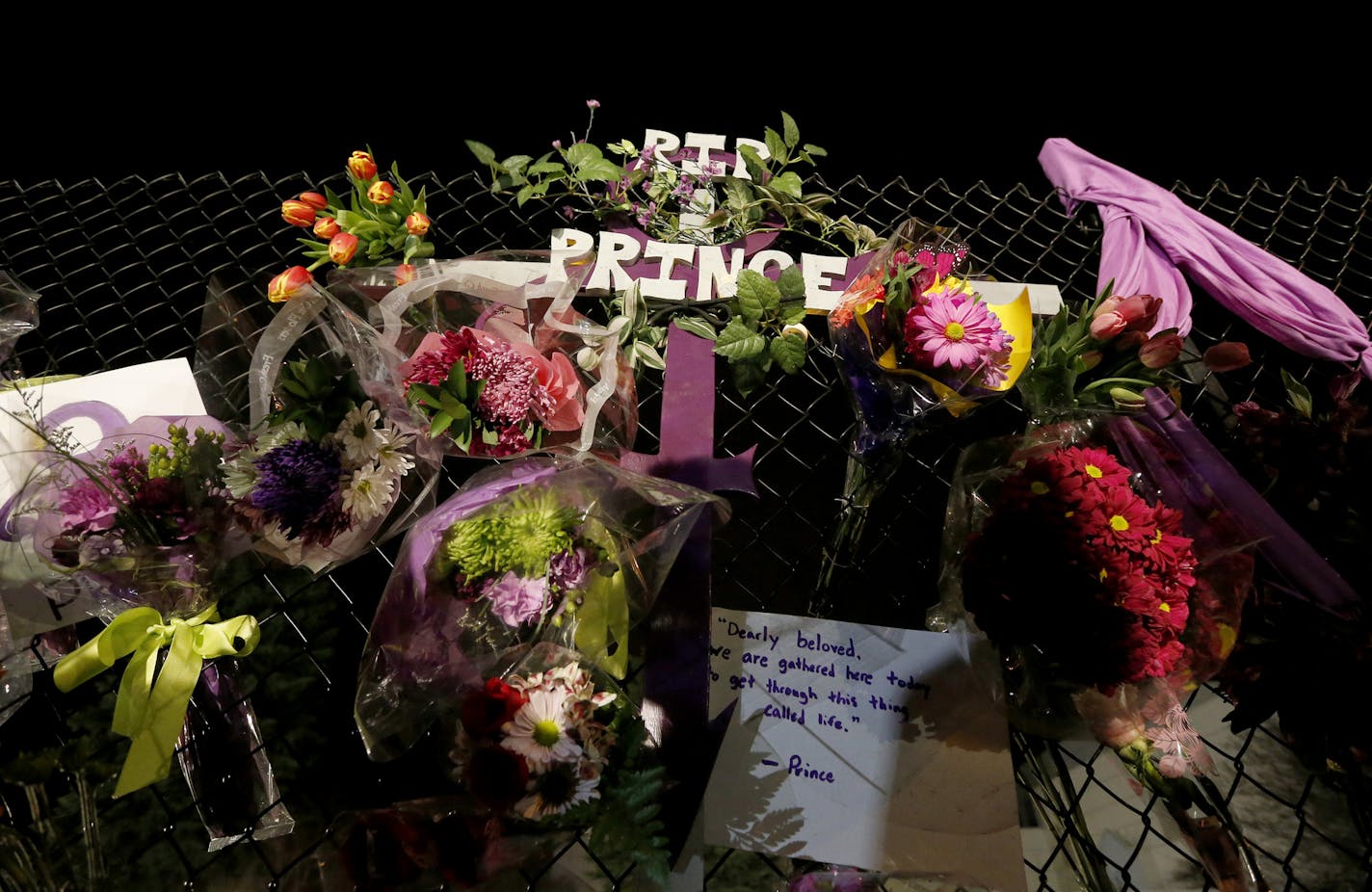 A memorial on a fence at Paisley Park Studios in Chanhassen, MN. Musician Prince was found dead at the site on Thursday morning. ] CARLOS GONZALEZ cgonzalez@startribune.com - April 21, 2016, Chanhassen, MN, Prince Rogers Nelson (57) found dead at Paisley Park Studios in Chanhassen, MN.