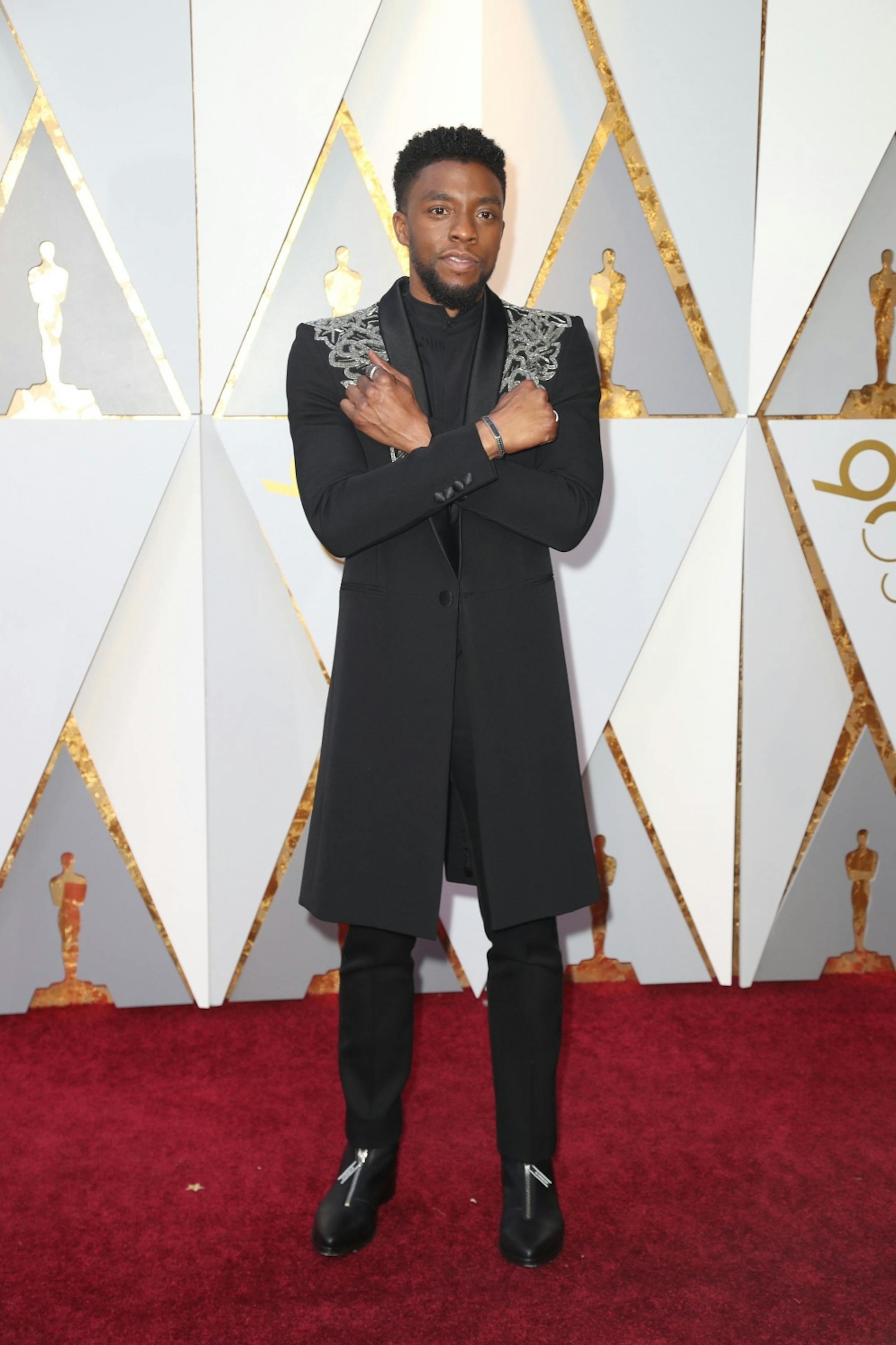 Chadwick Boseman arrives on the red carpet before the 90th Academy Awards at the Dolby Theater in Los Angeles, March 4, 2018.