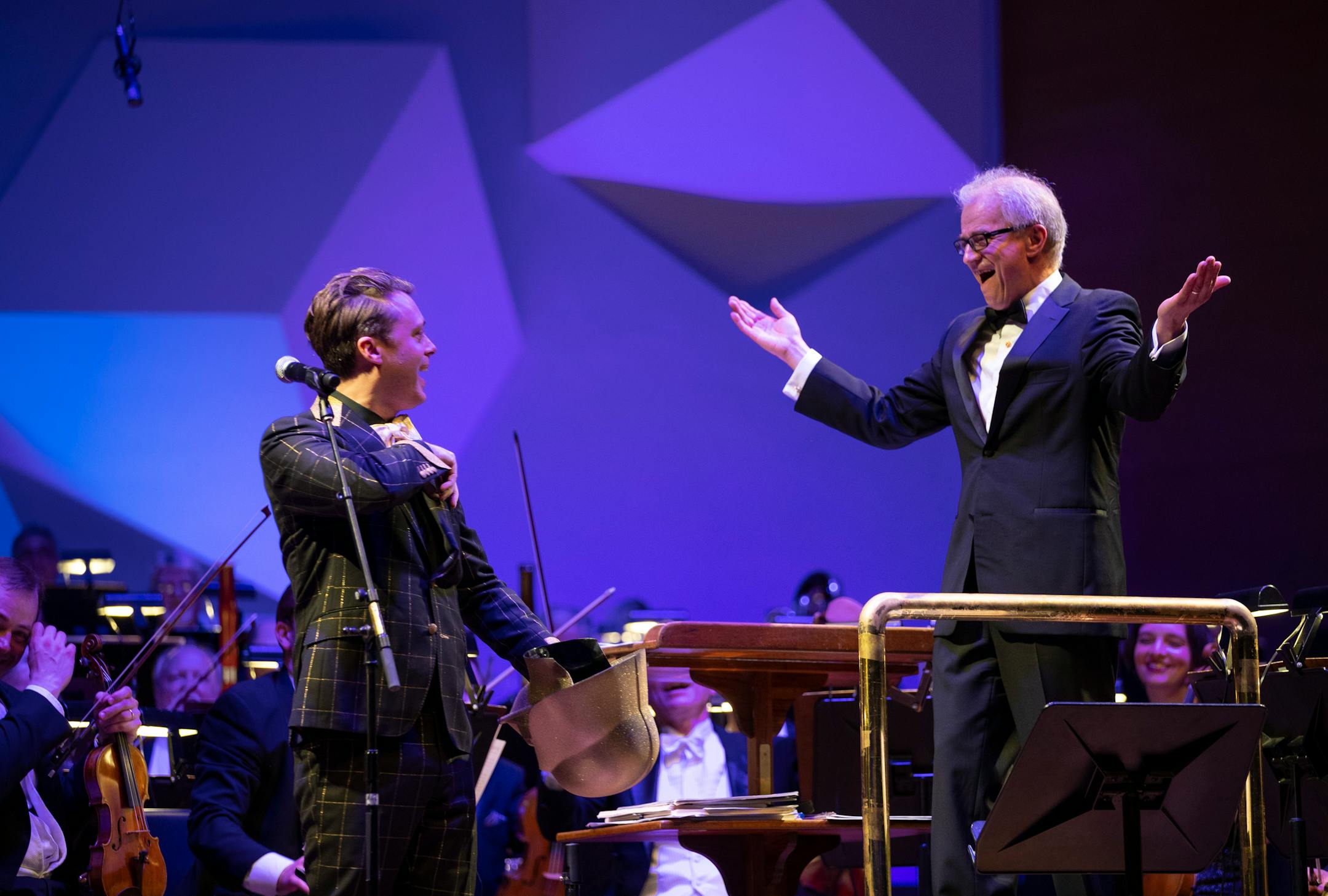 Vänskä reacted playfully at the 2018 Symphony Ball after Minneapolis singer-songwriter Jeremy Messersmith took the stage in a gold Darth Vader helmet. His first song: "Tattoine," inspired by the movie "Star Wars."