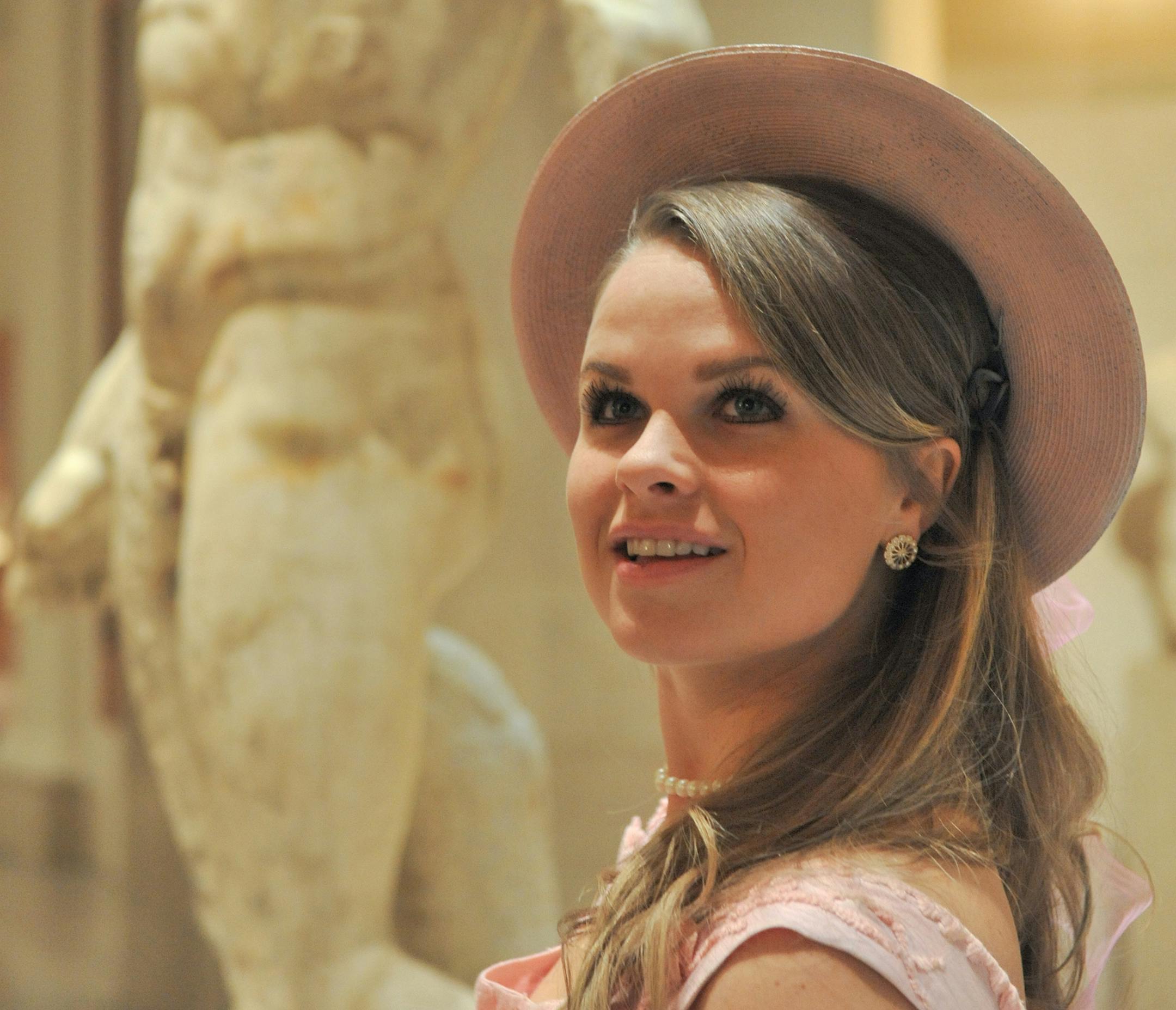 Jessica Fredrickson as Clara in Theater Latte Da‚Äôs production of "The Light in the Piazza." 2013 ¬© George Byron Griffiths.