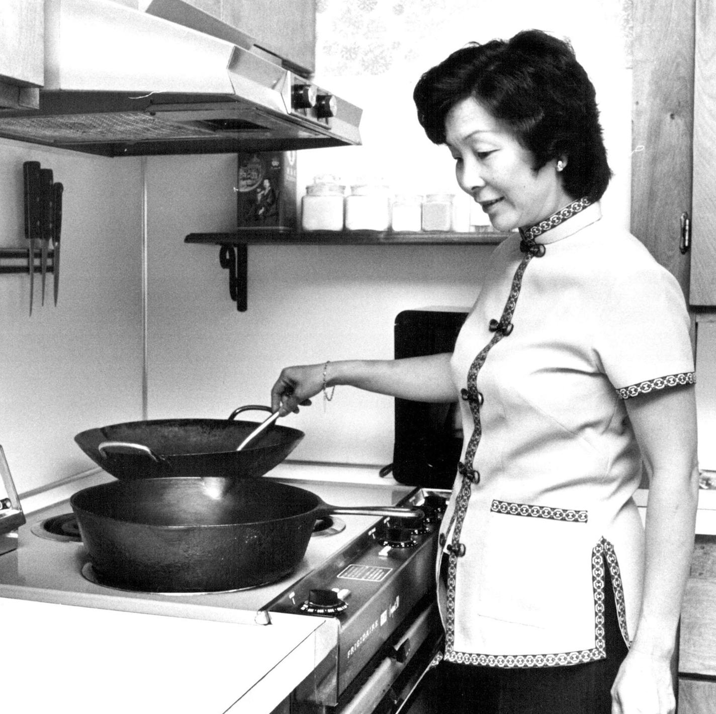 August 22, 1979 Leeann Chin demonstrates stir-frying. You can cook Chinese stir-fry without water chestnuts or a wok, according to Chinese cooking teacher Leeann Chin of Minneapolis. You can even stir-fry with hamburger, potatoes and green beans, if you like. "Americans think if they use water chestnuts with bean sprouts and celery, that the food will be Chinese stir-fry. And they think that if they don't have these things on hand (they) can't stir-fry." The truth, she said, is that stir-frying