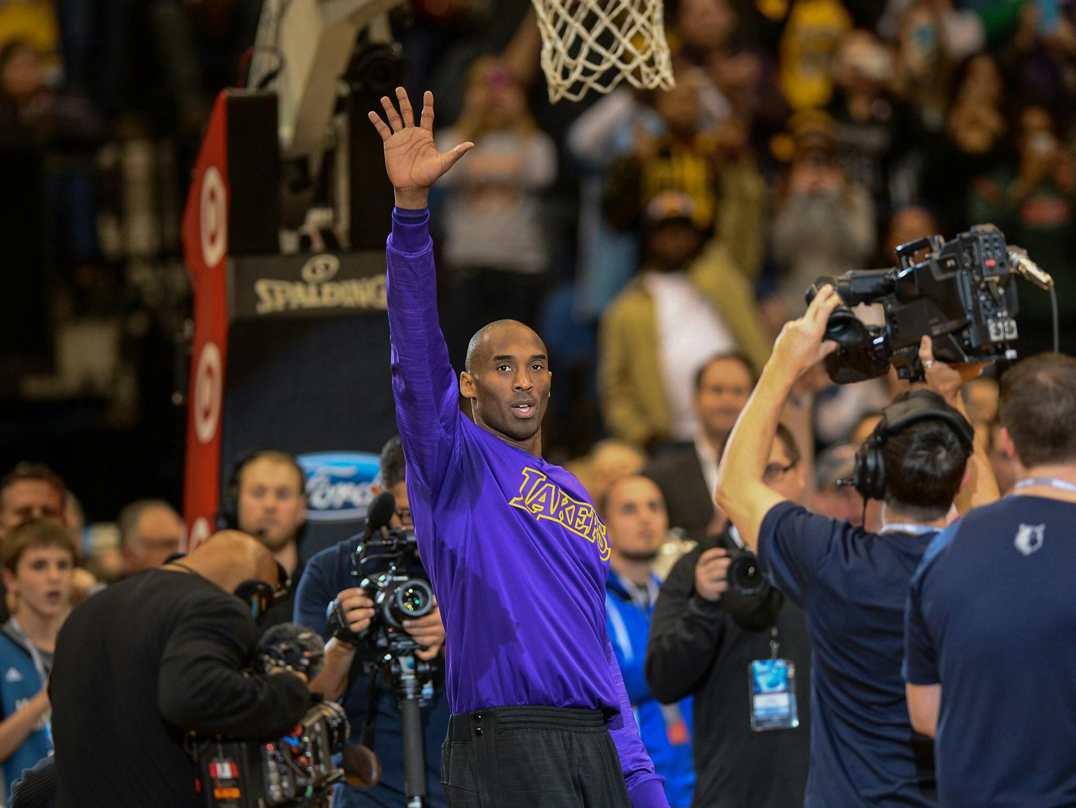 Kobe Bryant waved to the Target Center crowd in December.