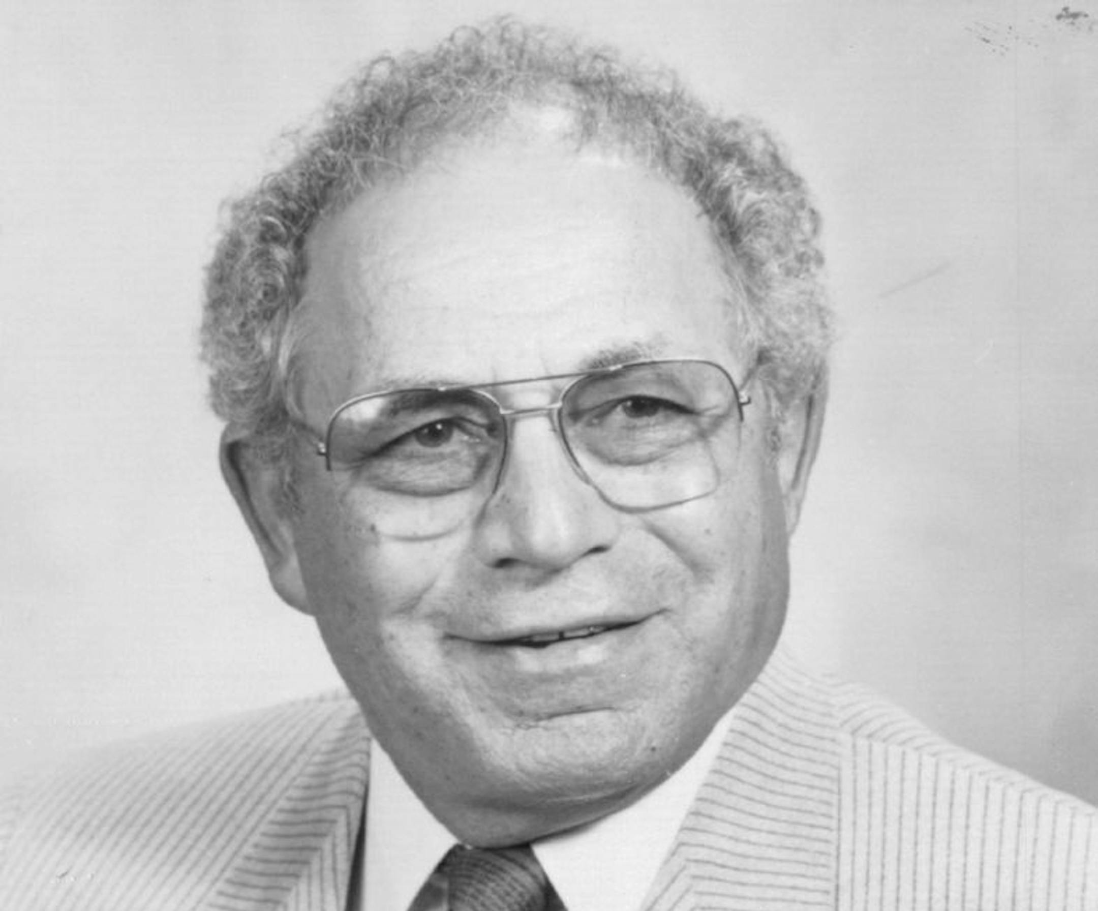 Rodney Wallace, the owner of the since-razed Thunderbird Hotel in Bloomington, donated the painting to the U in 1996 from his personal art collection, which was otherwise dominated by American Indian works.