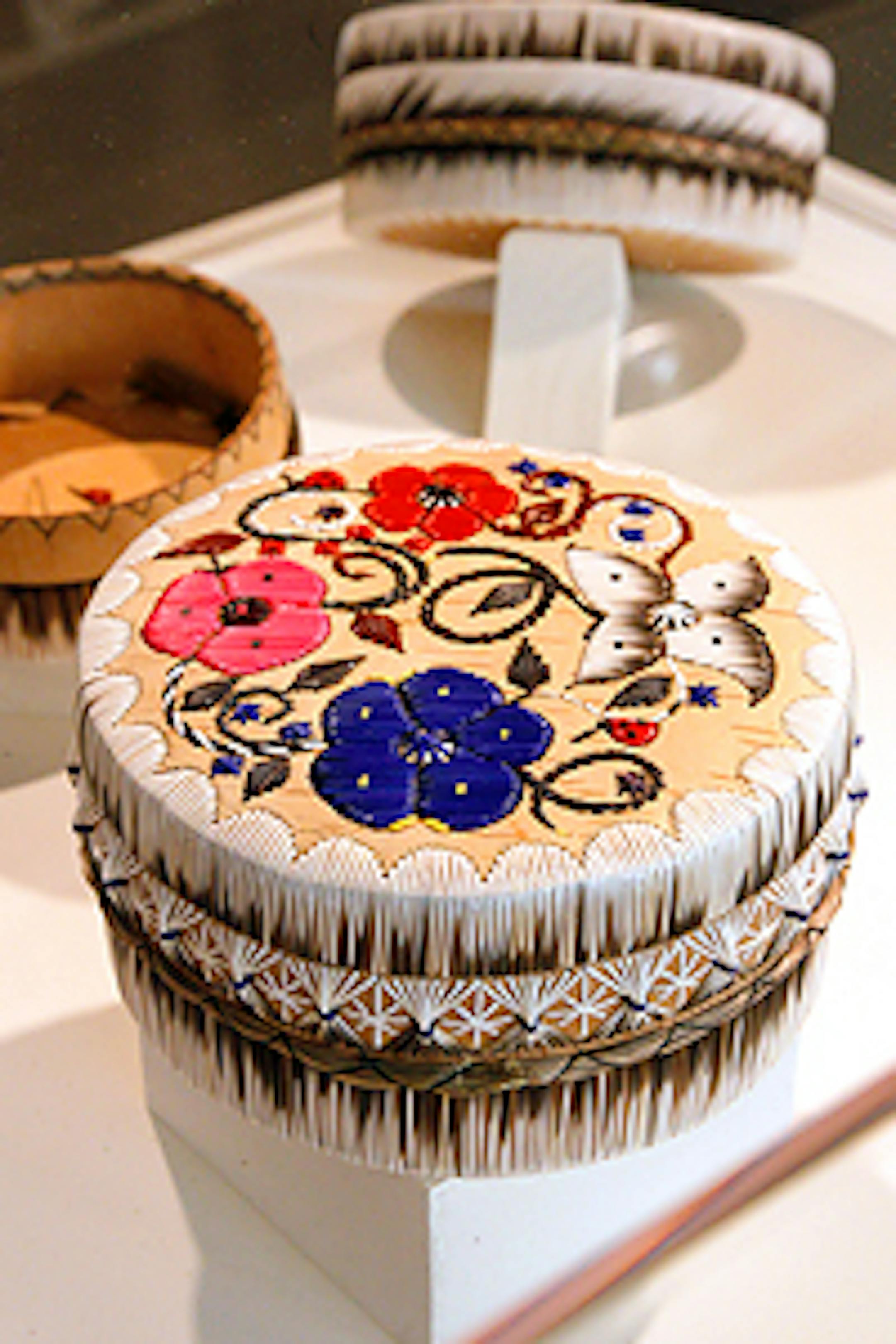 Large quill box by Melvin Losh