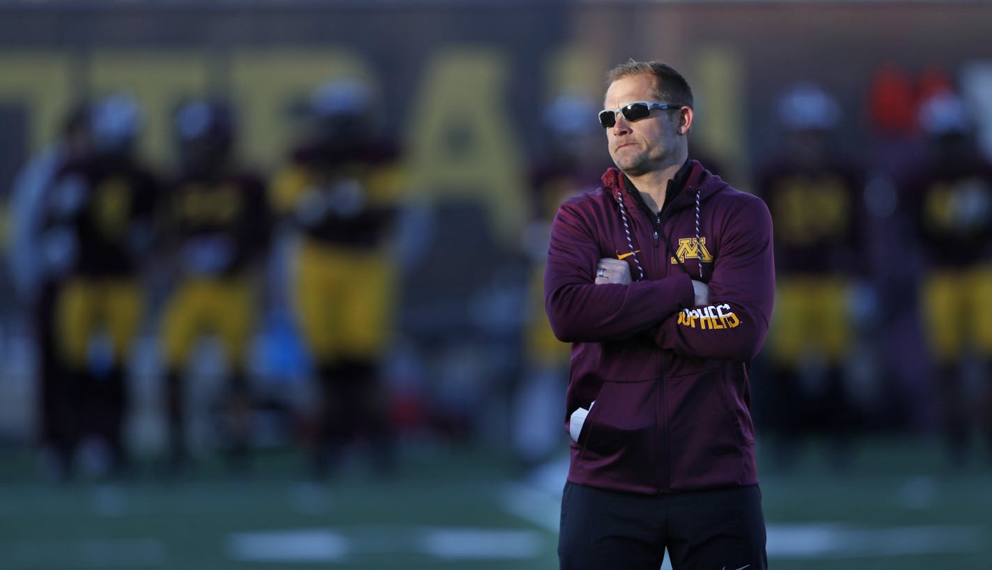 Gopher coach P.J. Fleck with his team during football practice at the University of Minnesota Tuesday March 21, 2017 in Minneapolis, MN.] JERRY HOLT &#xef; jerry.holt@startribune.com