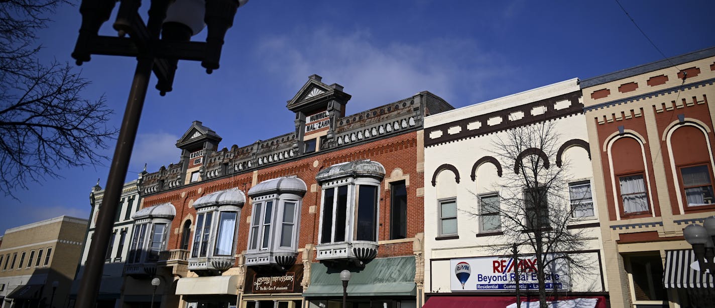 Minnesota Street, New Ulm's main street. ] Aaron Lavinsky ¥ aaron.lavinsky@startribune.com Magazine photos for New Ulm story photographed Friday, Jan. 25, 2019 in New Ulm, Minn.