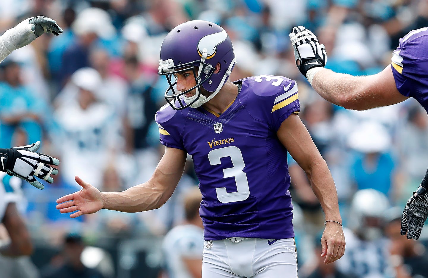 The Vikings are sticking with struggling kicker Blair Walsh — for now, at least. After working out a few free-agent kickers at Winter Park on Tuesday, the Vikings opted to not sign any of them. ] CARLOS GONZALEZ cgonzalez@startribune.com - September 25, 2016, Charlotte, NC, Bank of America Stadium, NFL, Minnesota Vikings vs. Carolina Panthers