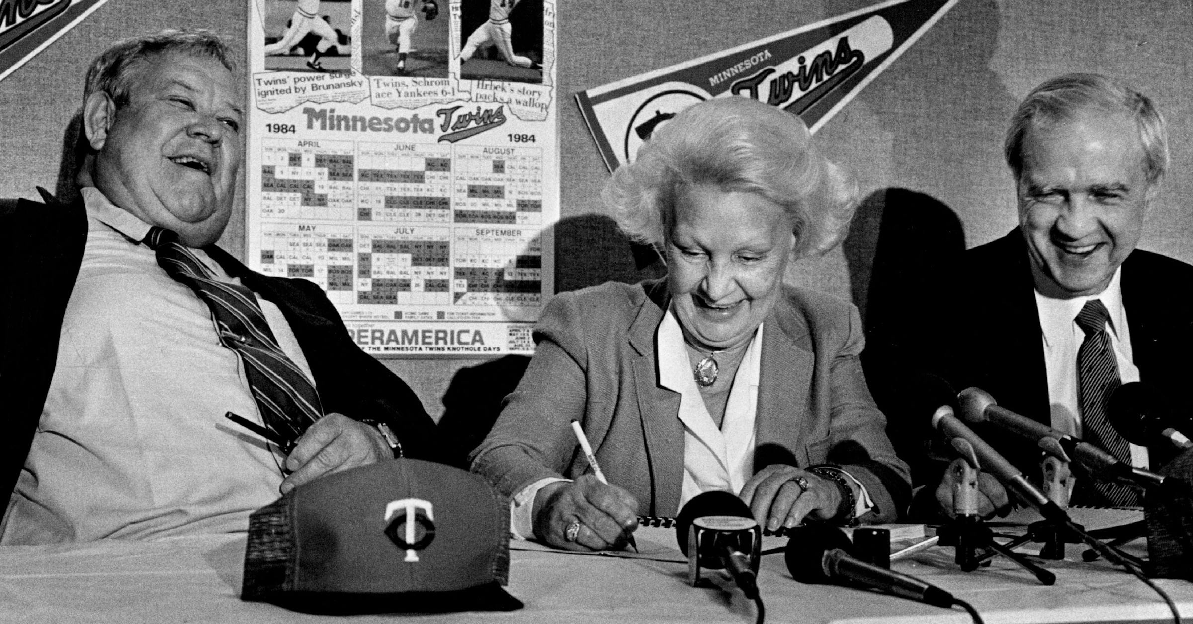Timeline: A look at the Pohlad family’s ownership of the Minnesota Twins Timeline: A look at the Pohlad family’s ownership of the Minnesota Twins