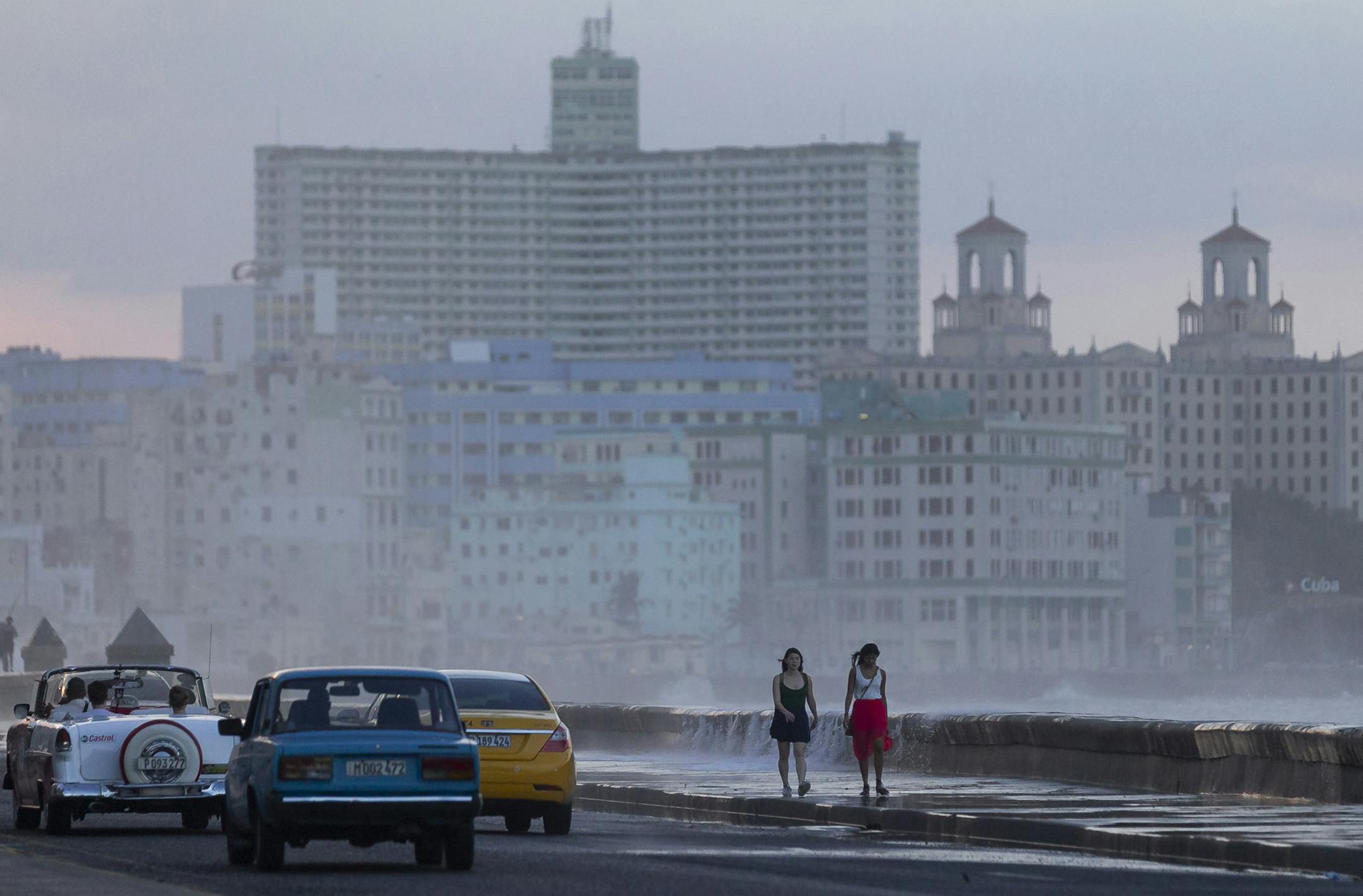 During the fall and winter season cold fronts often drench the Malecon with high waves. (Matias J Ocner/Miami Herald/TNS)