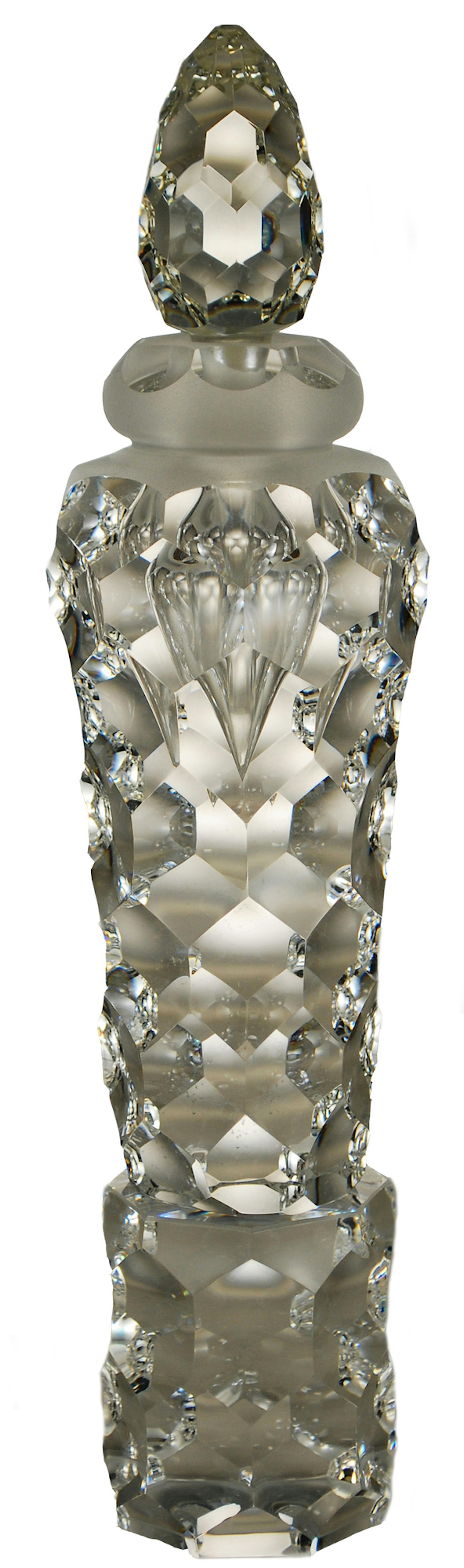 crystal goblet from Andrew Shea, Andrew Shea Glass Studio Thirty-some Midwestern glass artists show their work from past 50 yeart in "Historic Heat:" an unusual survey of fragile sculpture and colorful objects. ORG XMIT: MIN1311211319451104