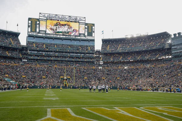 Green Bay Packers kick off 'stock' sale