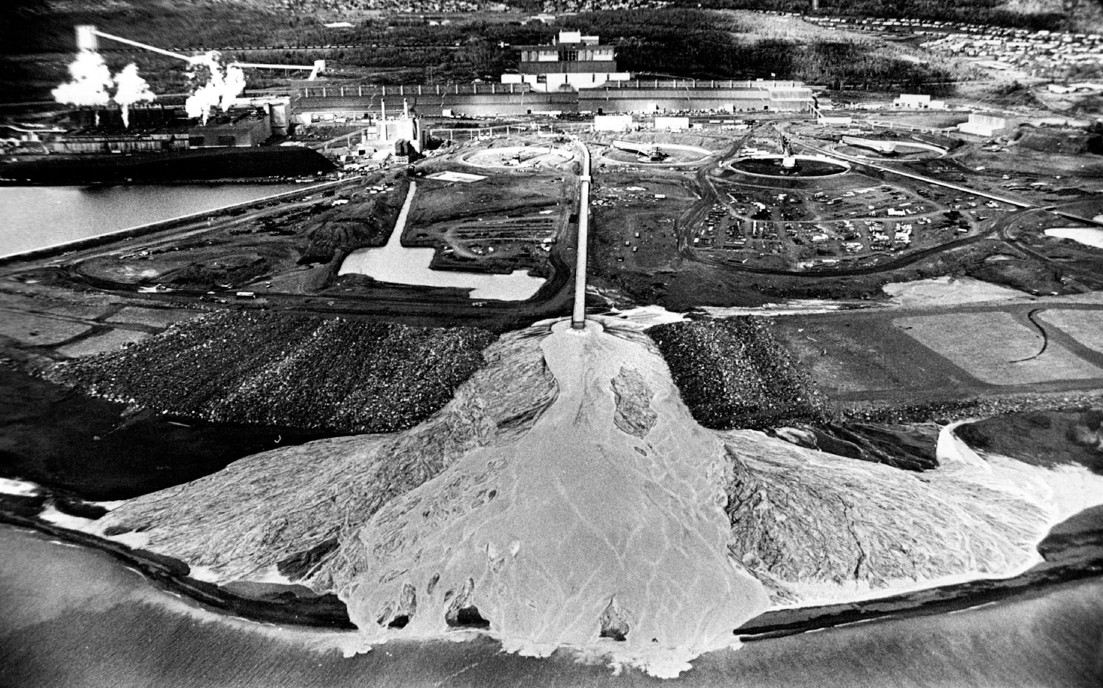 In 1979, tailings from the Reserve Mining plant were spilling into Lake Superior. Decades earlier, the U's E.W. Davis figured out how to take iron ore out of taconite rock, saving Minnesota's mining industry.