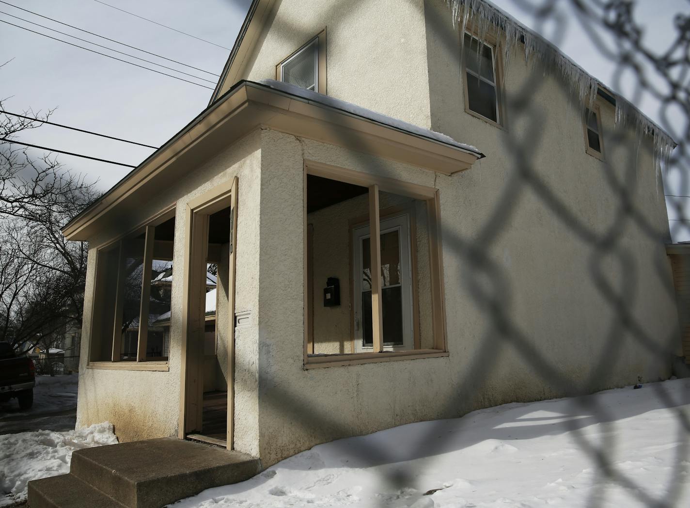 In North Minneapolis, this house on 1110 27th Av. N. is scene of the crime in Tale of the Gun project.]rtsong-taatarii@startribune.com