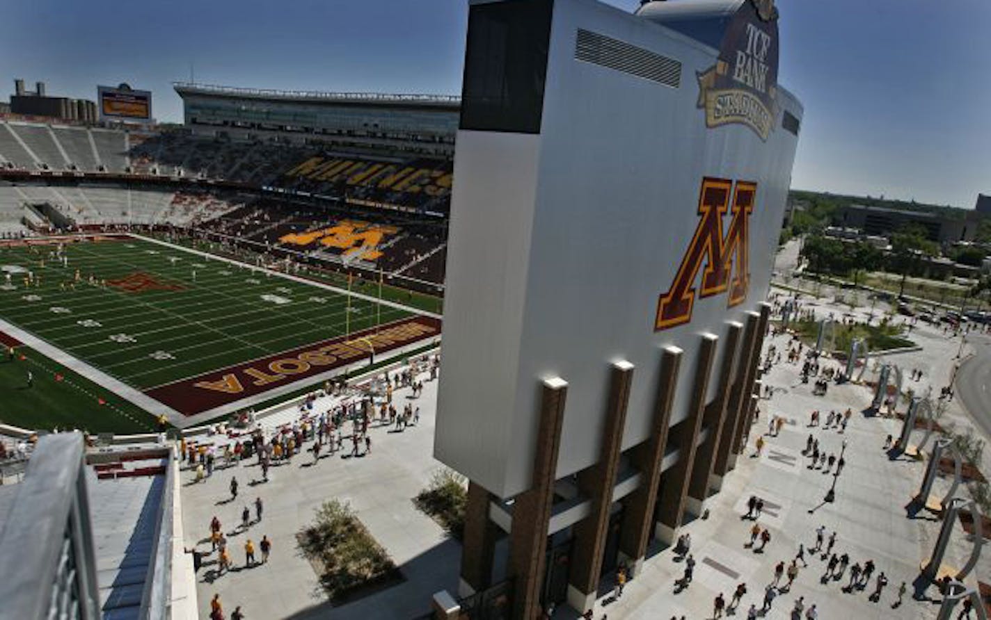 The University of Minnesota Gophers football team previewed the new TCF Bank Stadium during the Gopher Game Day Preview scrimmage.