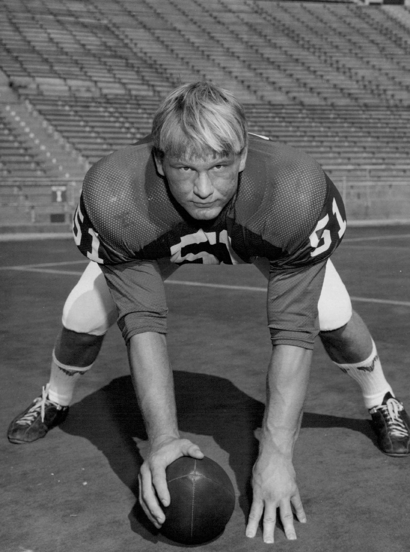 November 21, 1973 Mike Webster November 22, 1973 University of Wisconsin