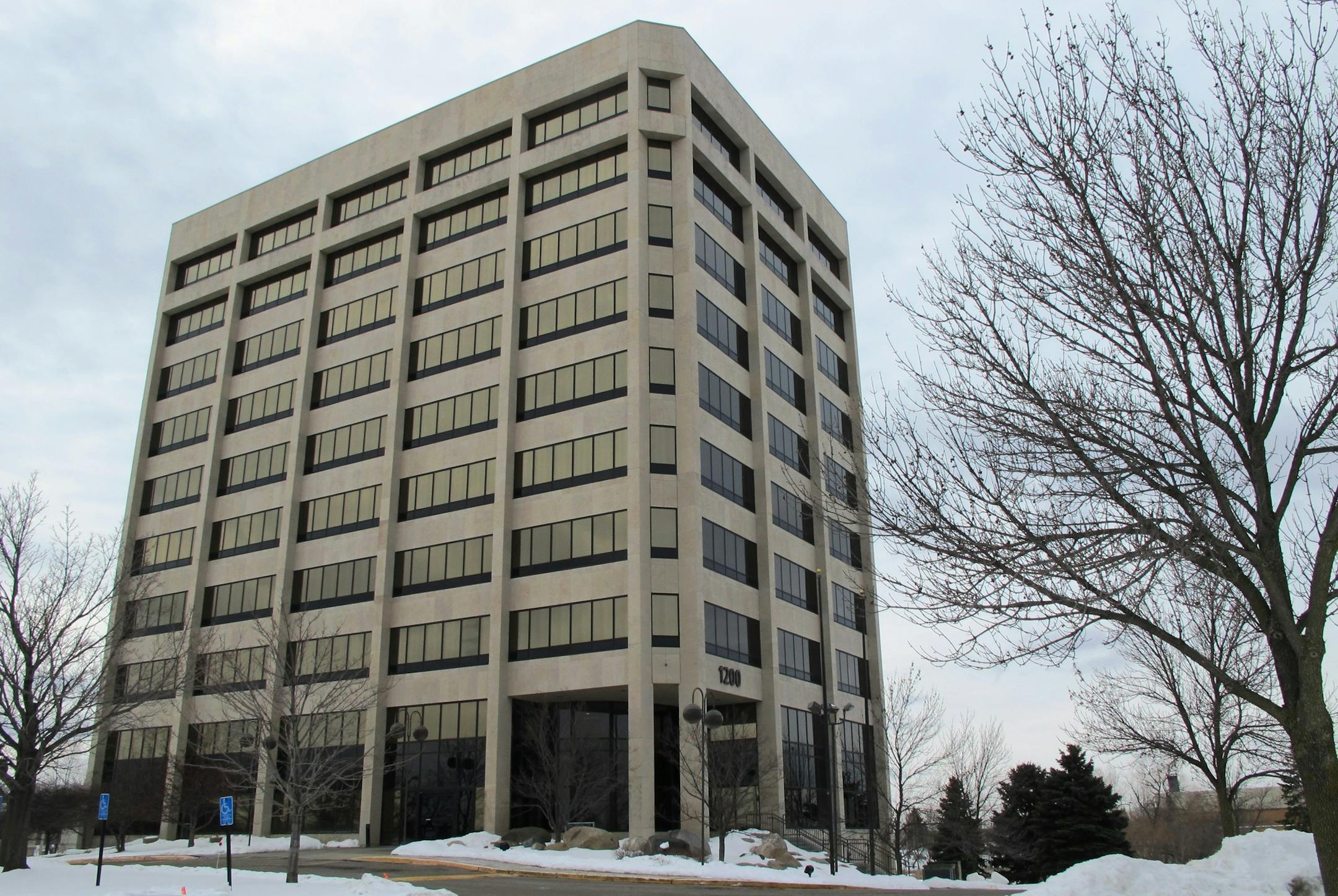 Photo by Lannie Walker Blue Cross and Blue Shield of Minnesota has sold its vacant 10-story office building in Eagan, the Waterview Office Tower, at a considerable discount from the $8.98 million it paid for the property in 1992.