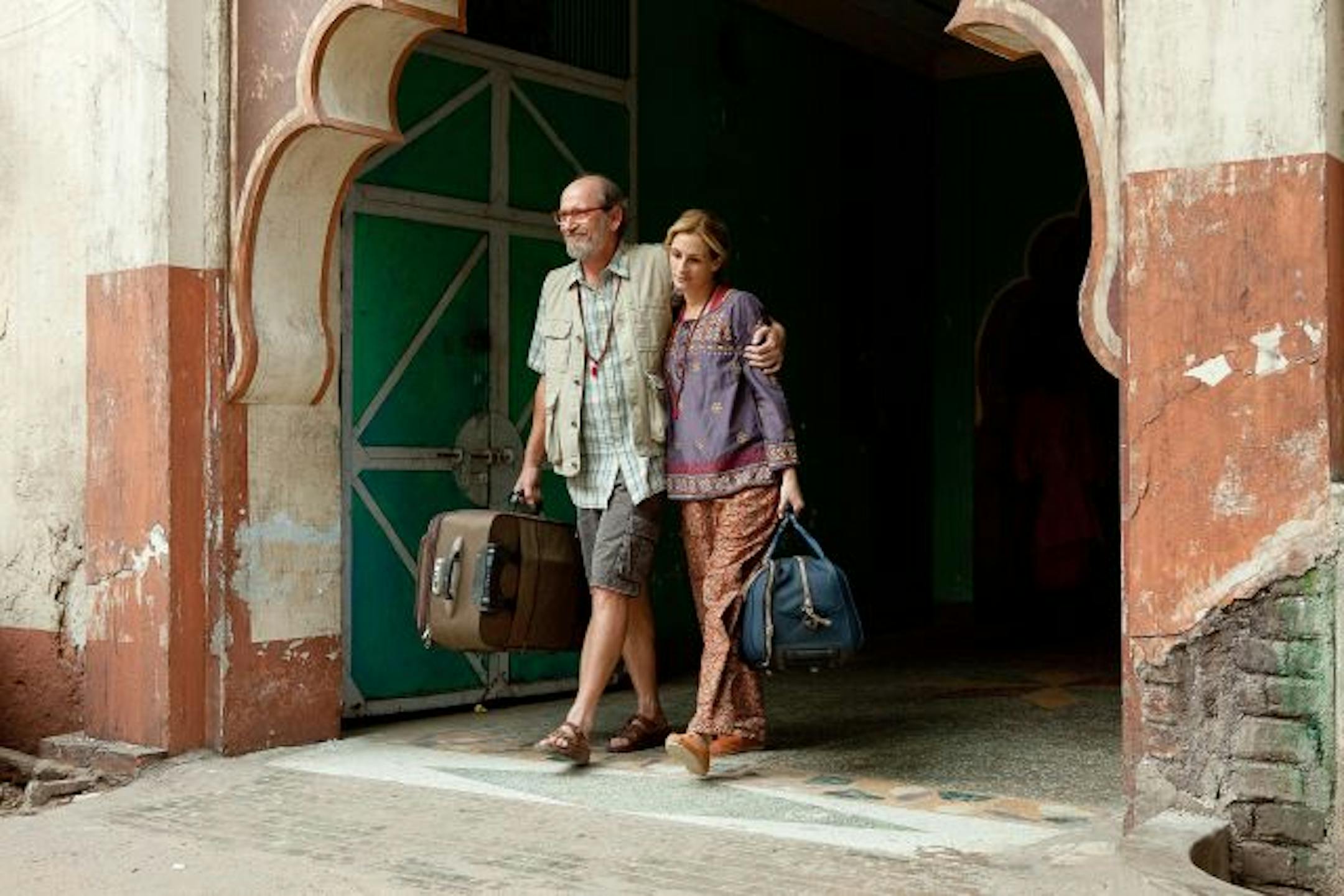 Julia Roberts is as luminous as ever, but it's co-star Richard Jenkins who really shines.