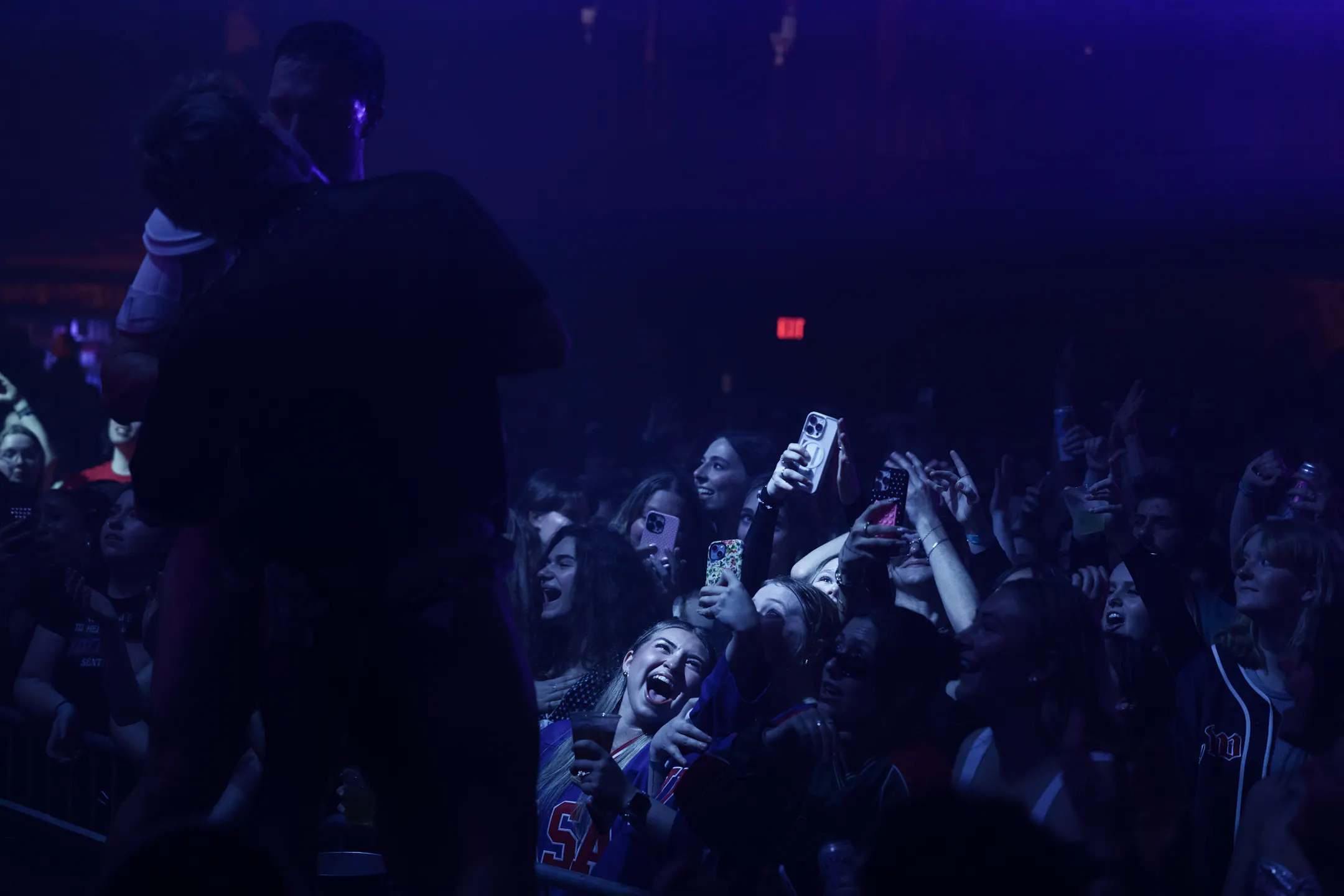 'Heated Rivalry' fan-themed dance parties pop up in the Twin Cities