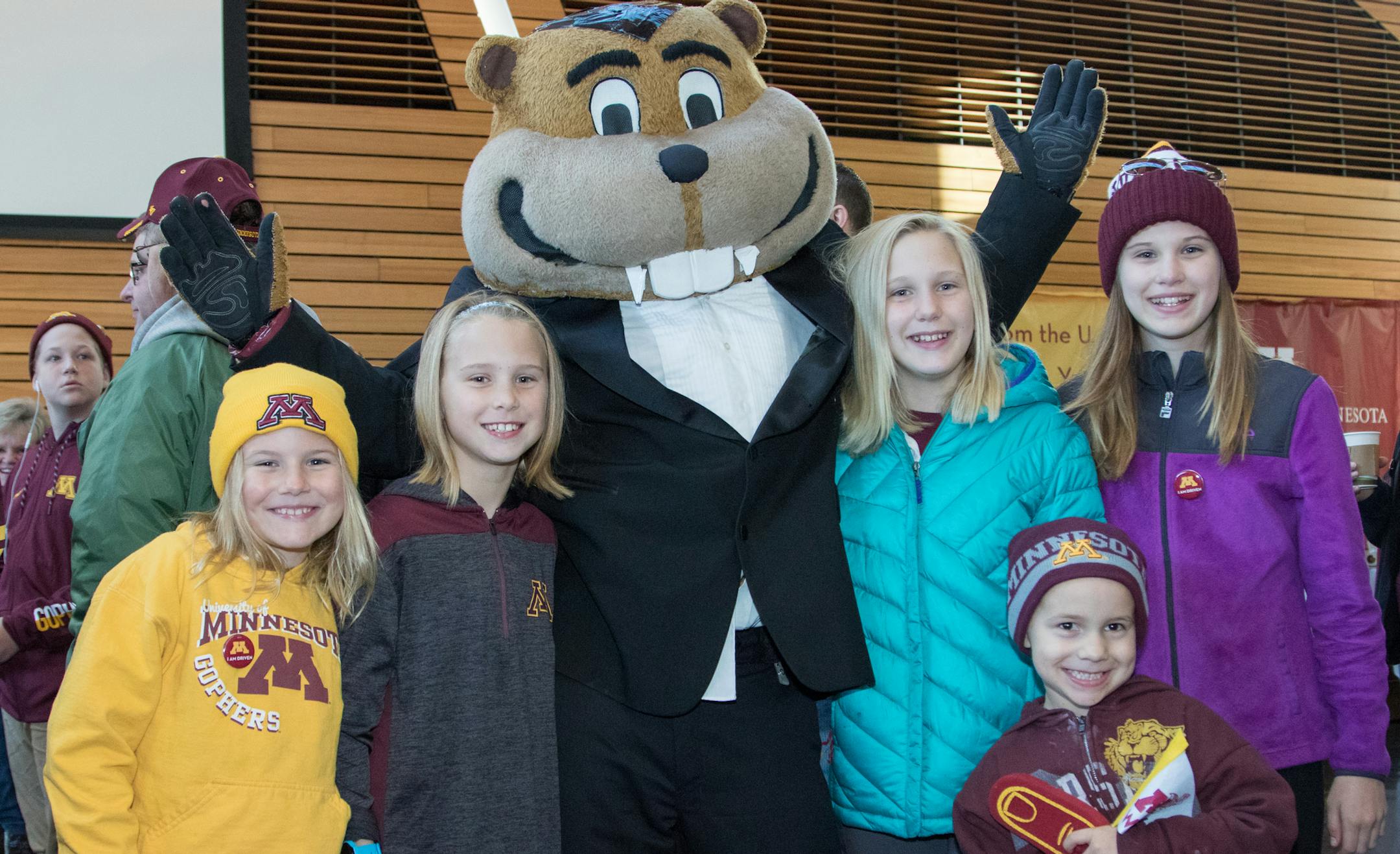 Halloween Goldy and Addison Loch, Isabelle, Morgan & Madeline Meyer, Liam Loch (in front) ......I spoke to Meredith Meyer for permission. [ Special to Star Tribune, photo by Matt Blewett, Matte B Photography, matt@mattebphoto.com, October 22, 2016, University of Minnesota Homecoming, University of Minnesota Campus, Minneapolis, Minnesota, SAXO 979584 103016FACES