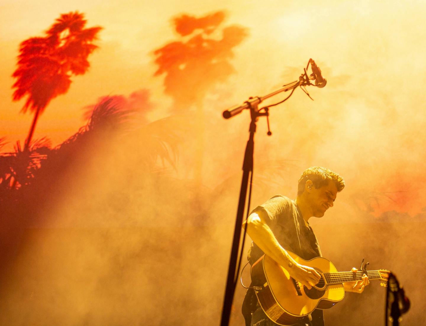 John Mayer barely comes alive in post-Dead, two-set Xcel