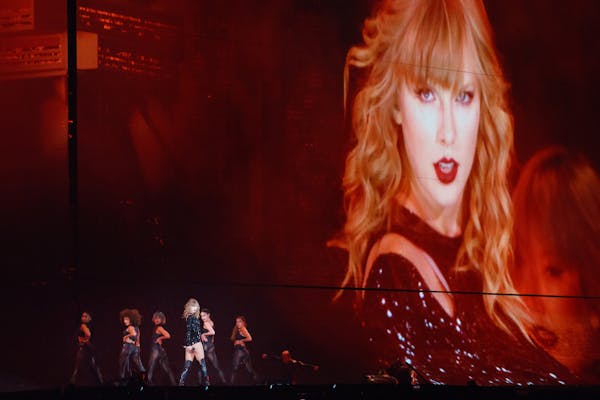 Taylor Swift performed at TCF Bank Stadium Friday evening.