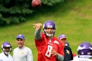 Minnesota Vikings quarterback Sam Bradford (8) throws during NFL football practice, Tuesday, June 13, 2017, in Eden Prairie, Minn. (AP Photo/Andy Clay