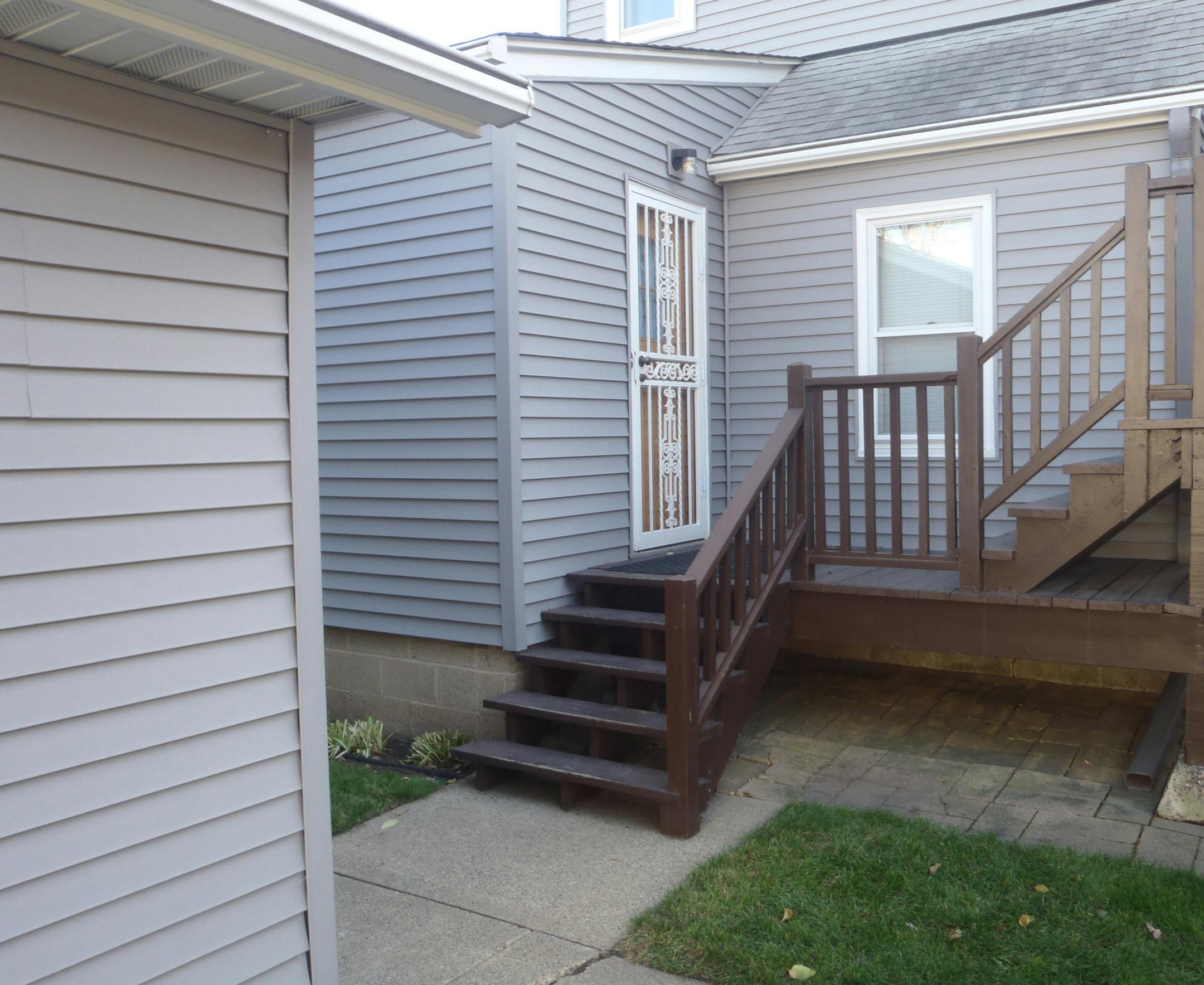 Photo of location where 9mm (9x19) Desert Eagle pistol was found, tucked inside a sock, at 524 28th St. West, photographed on Oct. 28, 2013. Photo from Terrance Franklin investigation press conference with Minneapolis Police on 3/5/2014. Photo credit: Minndapolis Police Dept.
