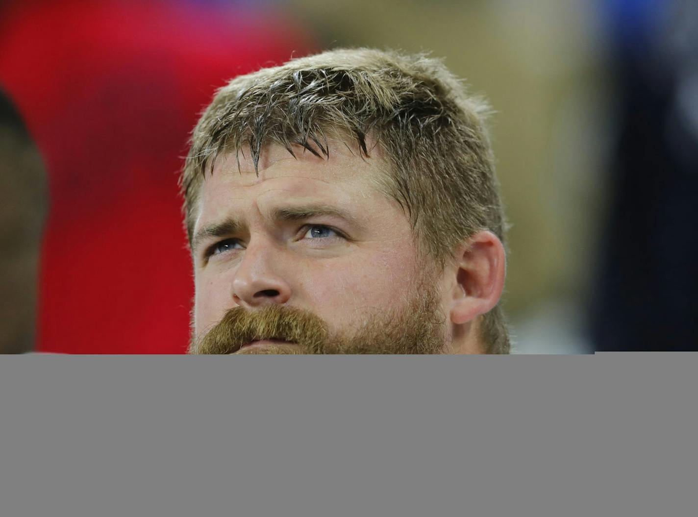 Minnesota Vikings offensive guard Joe Berger (61) watches against the Detroit Lions during an NFL football game in Detroit, Thursday, Nov. 23, 2017. (AP Photo/Paul Sancya) ORG XMIT: MIPS10