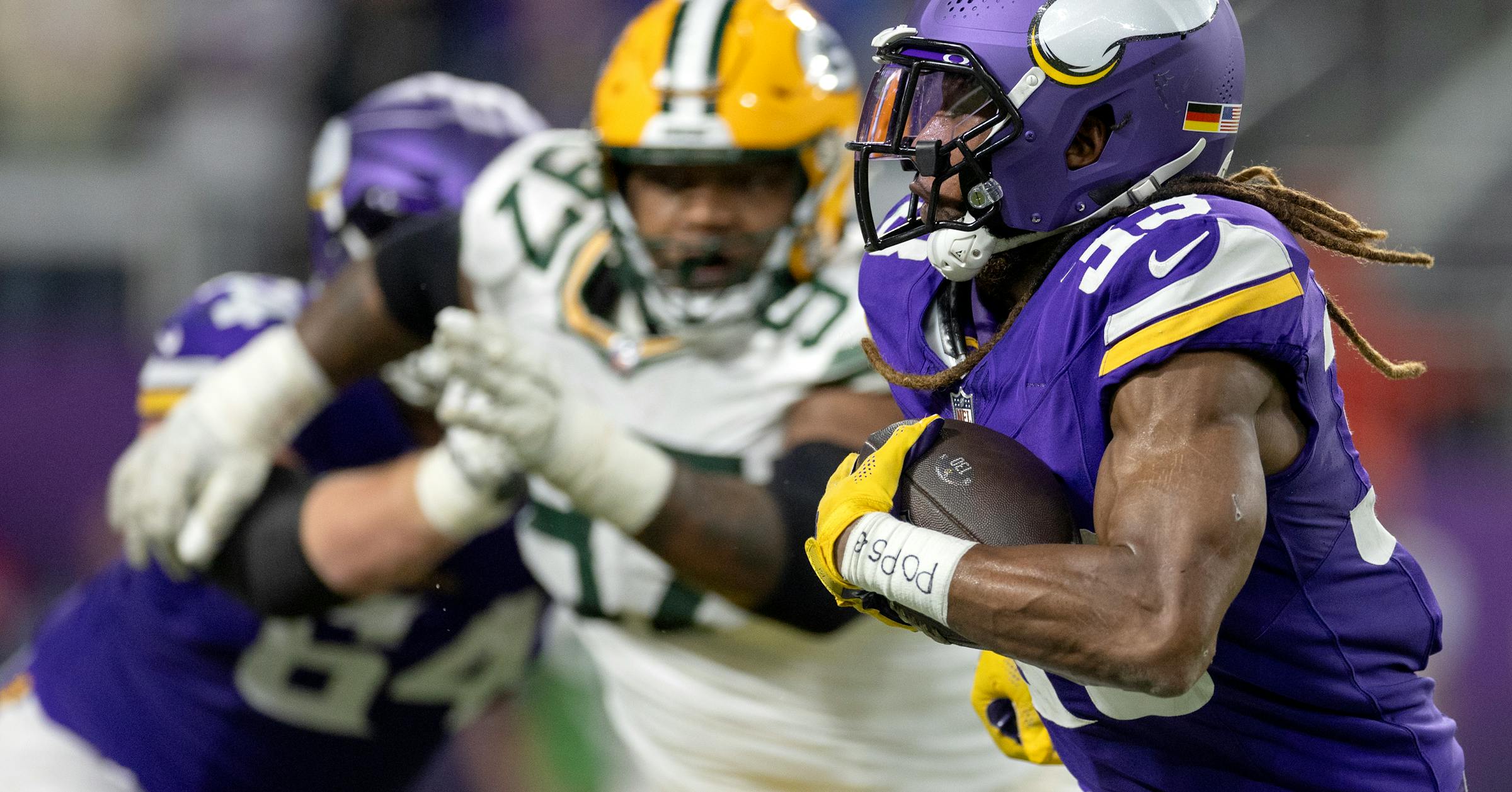Running back Aaron Jones hopes to ‘finish my career’ with the Vikings